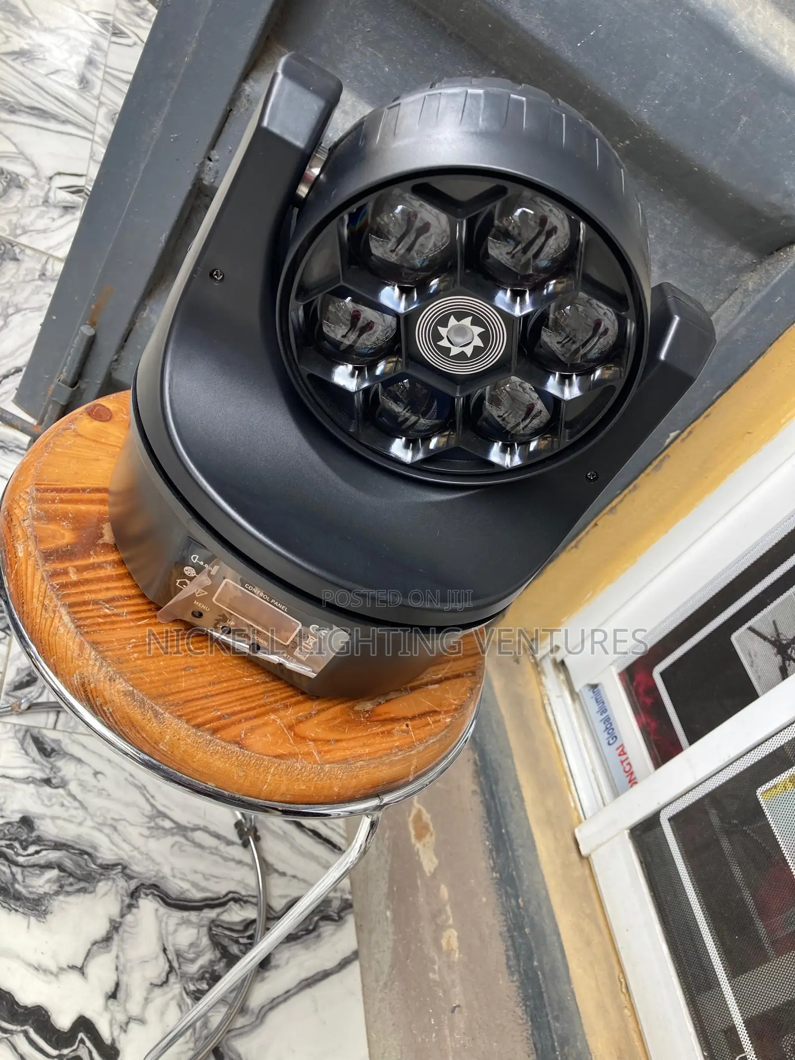 Six Bee Eyes Moving Head Light