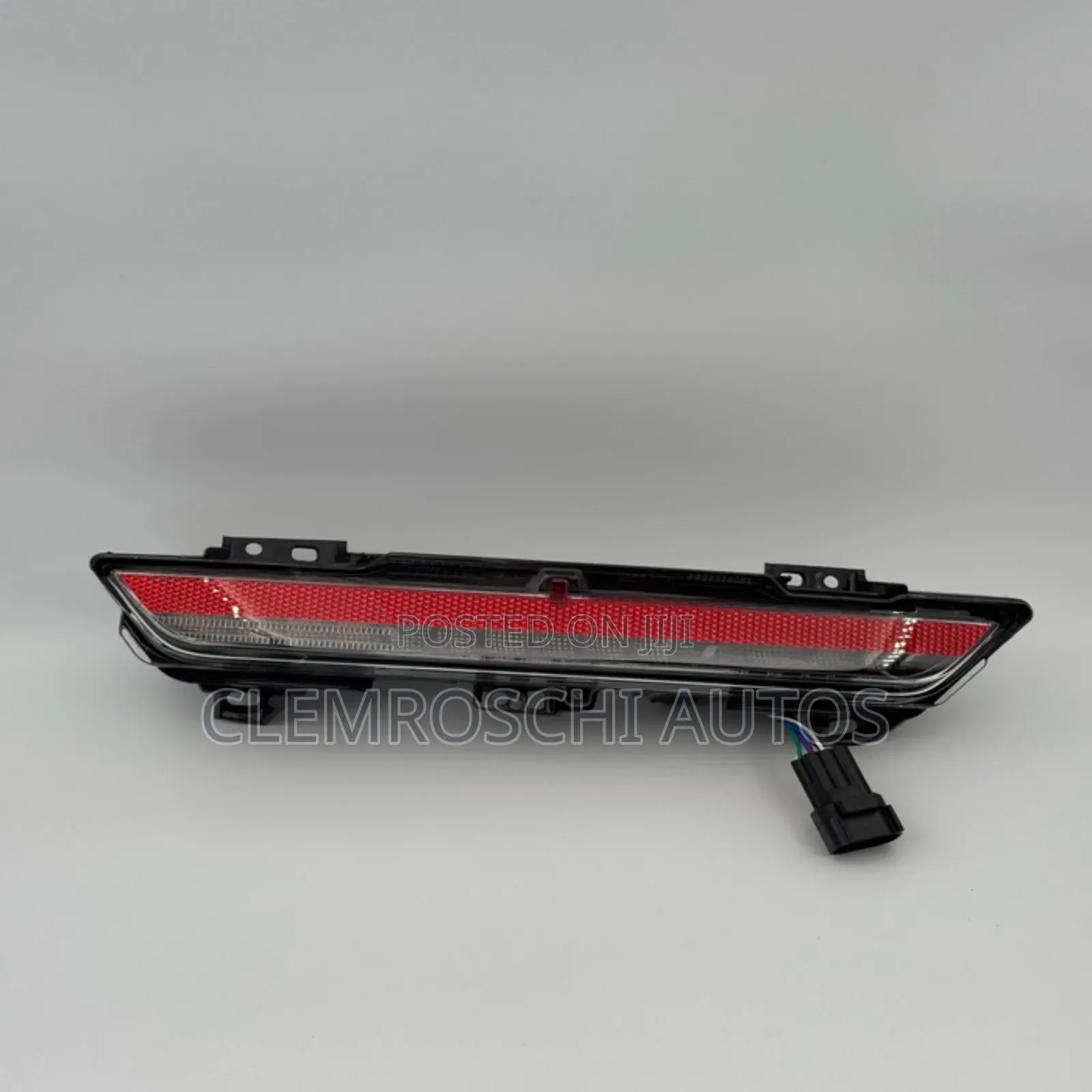 High Quality Certified Back Bumper Reflector Range Rover Vogue 2025