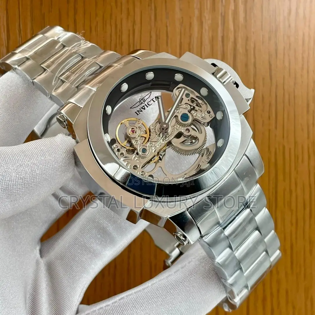 Invicta Quality Luxury Men Chain Strap Chronograph Wristwatch