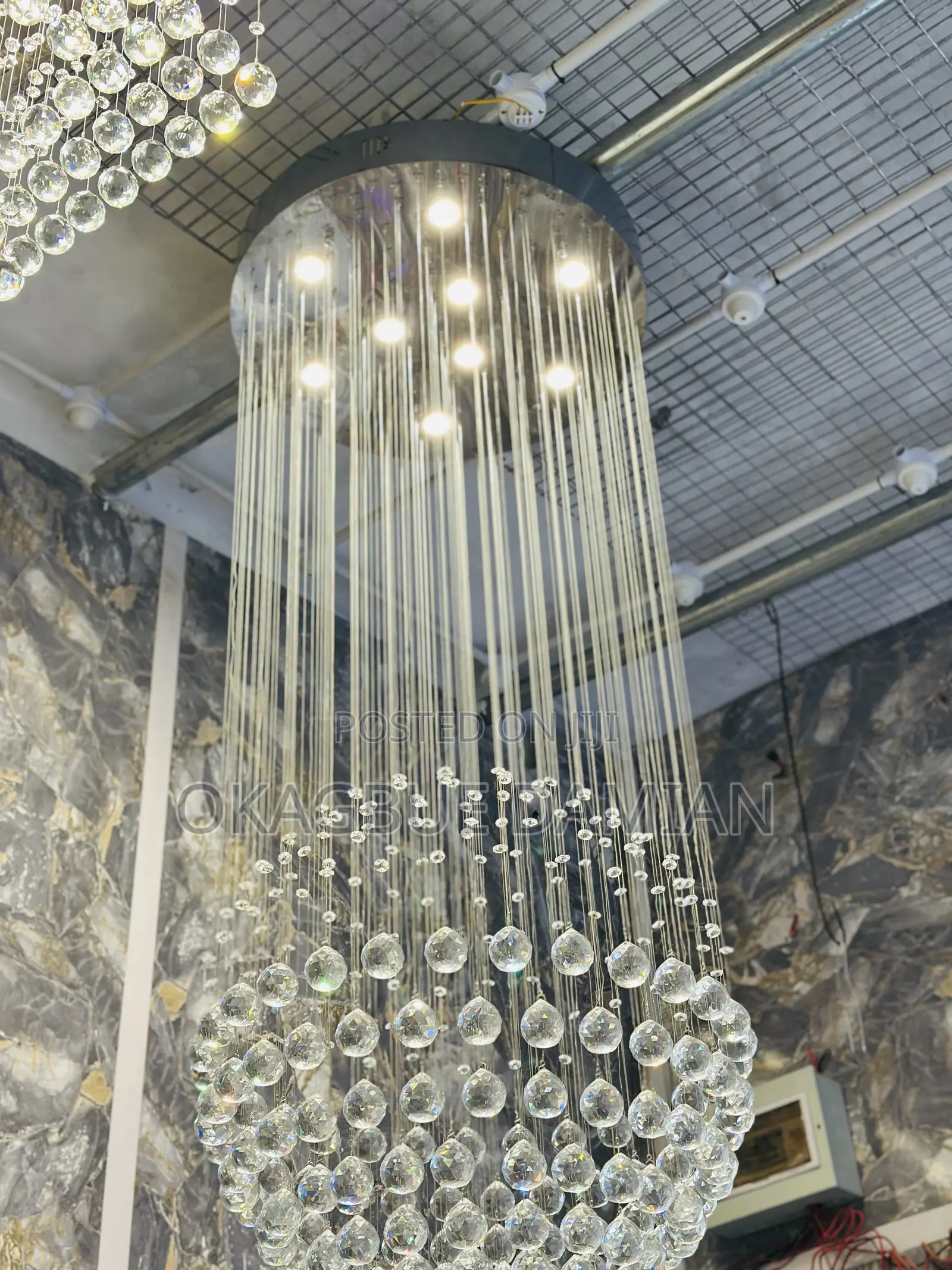 Modern Crystal Led Chandelier Combines Classic Elegance