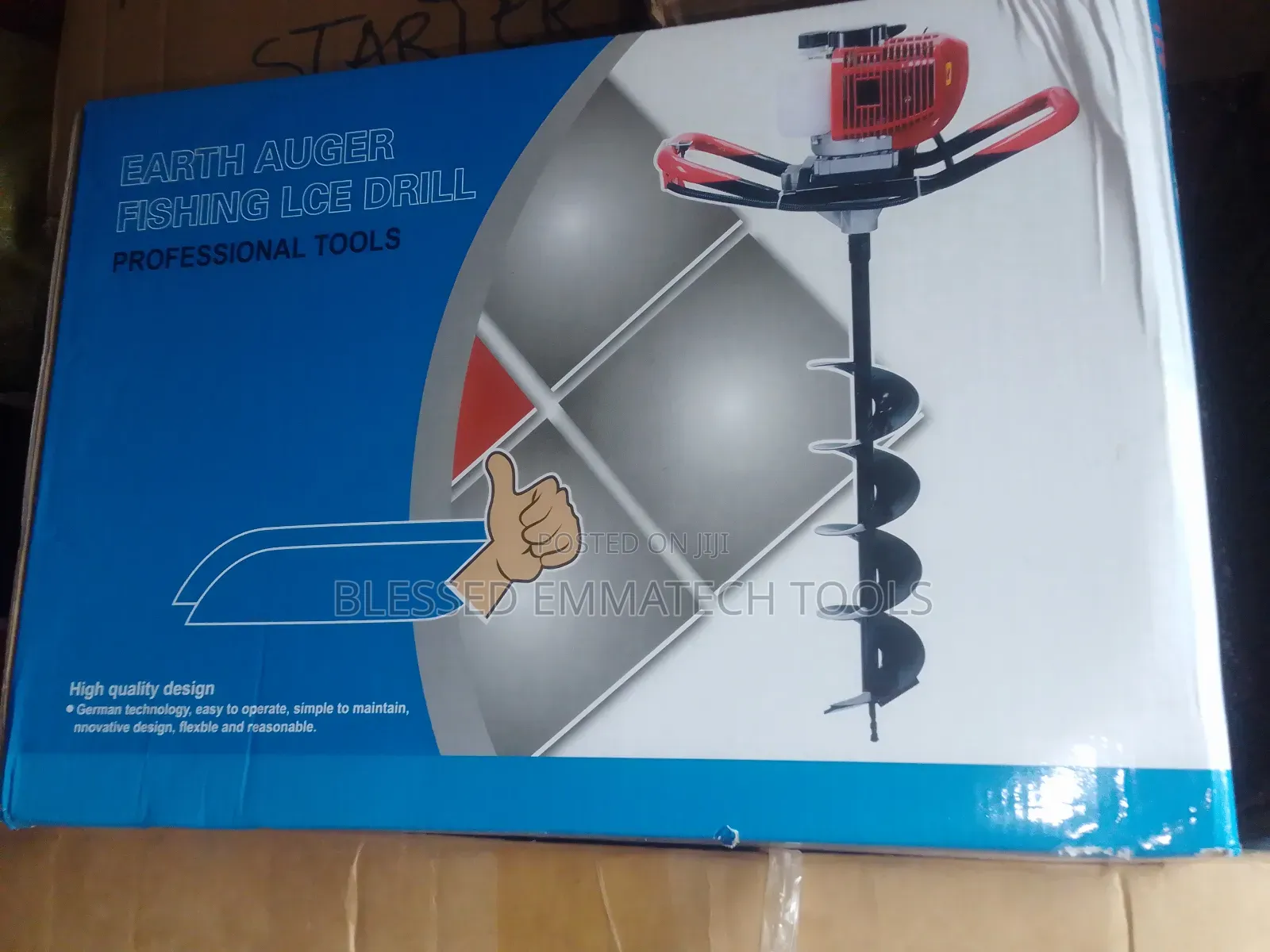 Fecon Earth Augar Machine