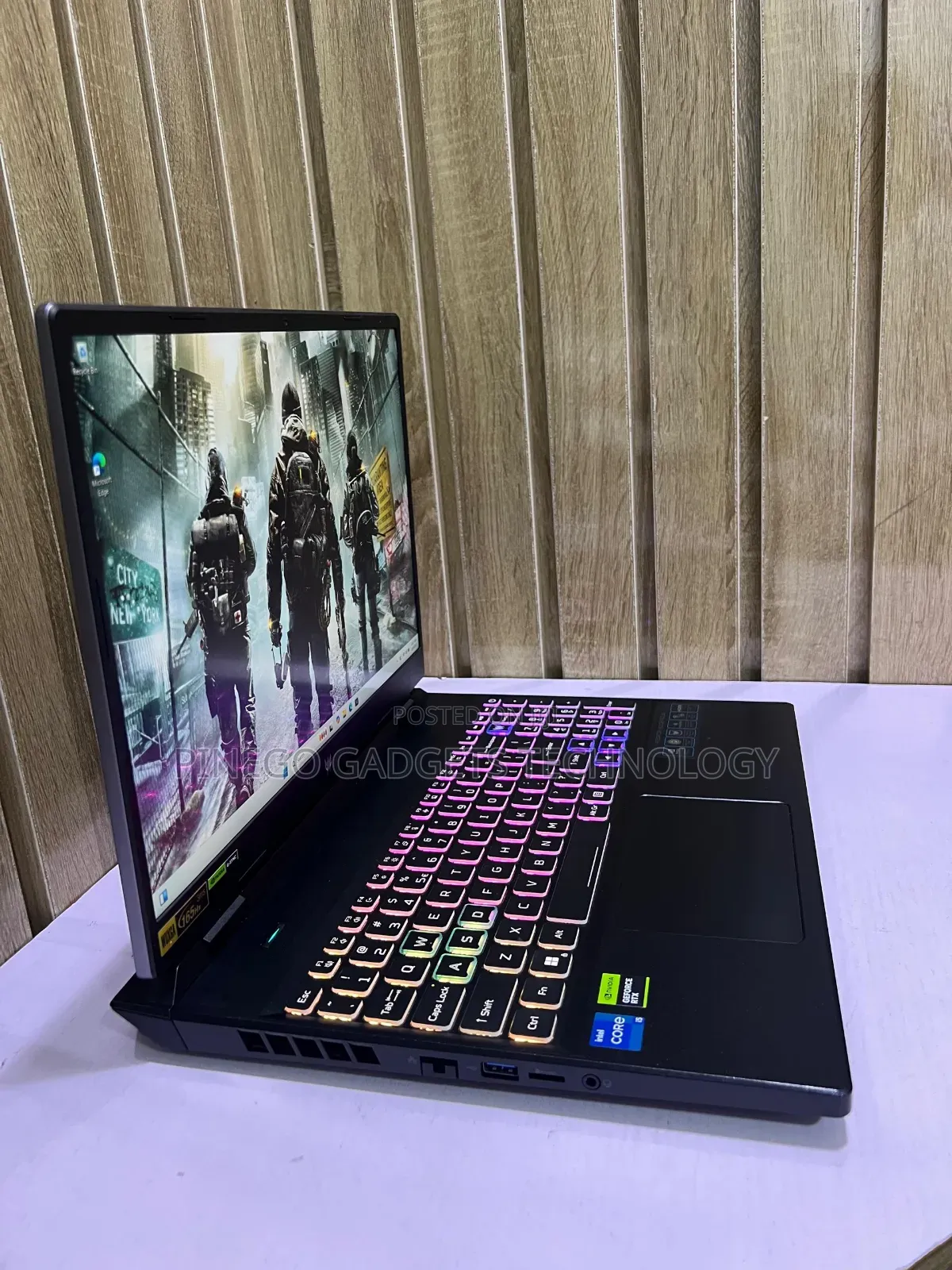 Laptop Acer Predator Helios Neo 16 16GB Intel Core I5 SSD 512GB