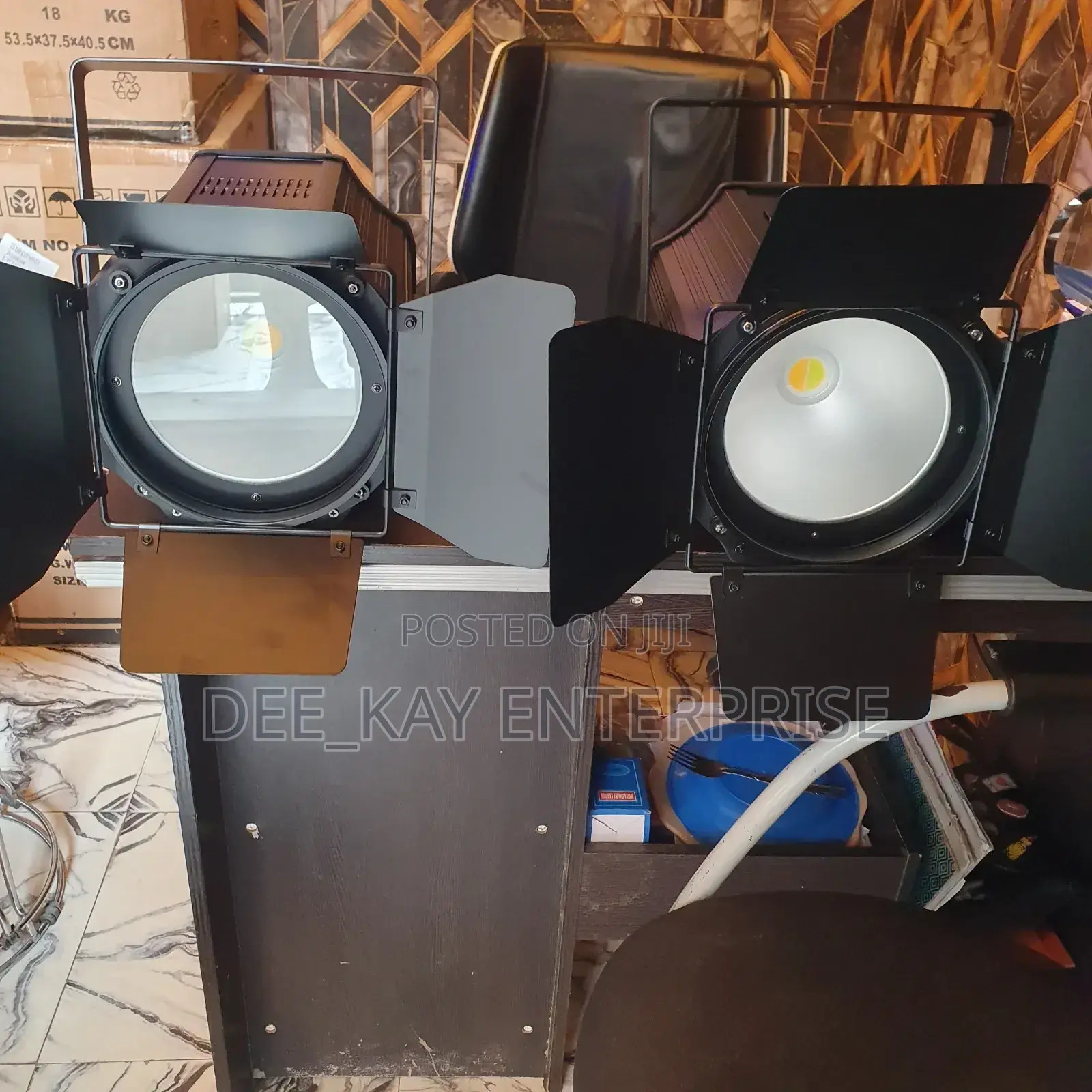Cob 200 Watts Fresnel Body
