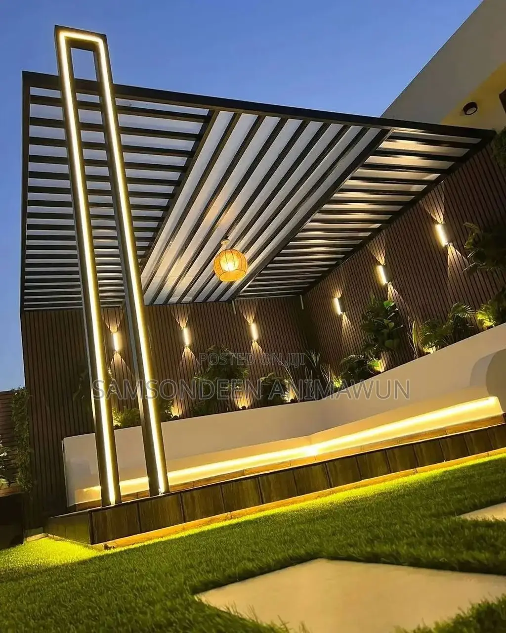 Stylish Pergola For Backyard Lounge Area – Durable Elegant