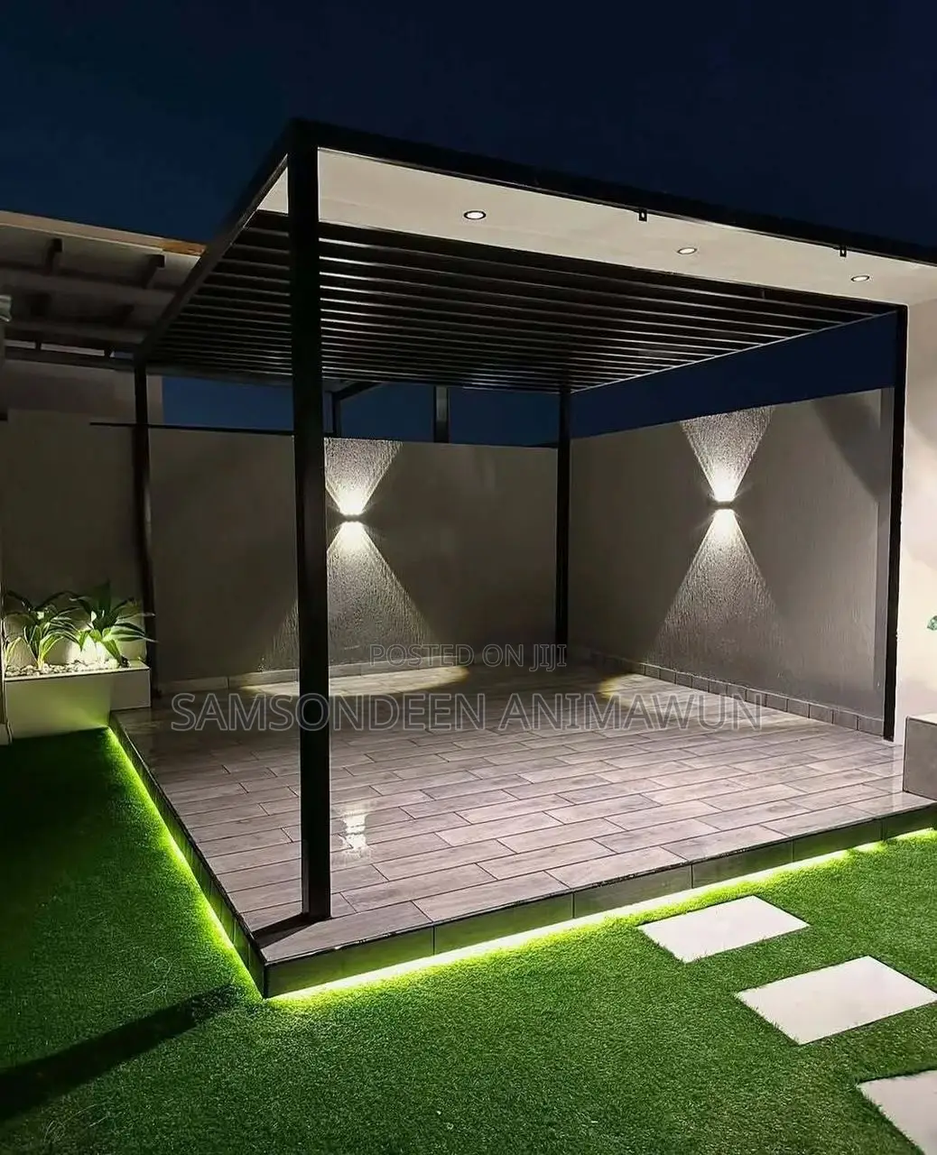 Strong Sleek Pergola With Polycarbonate Roofing – Built To Last!