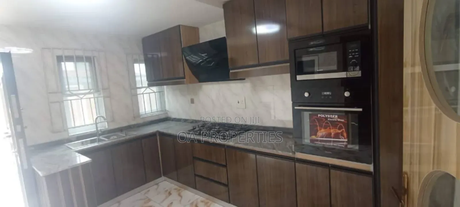 Furnished 5bdrm Duplex in Ibadan for sale