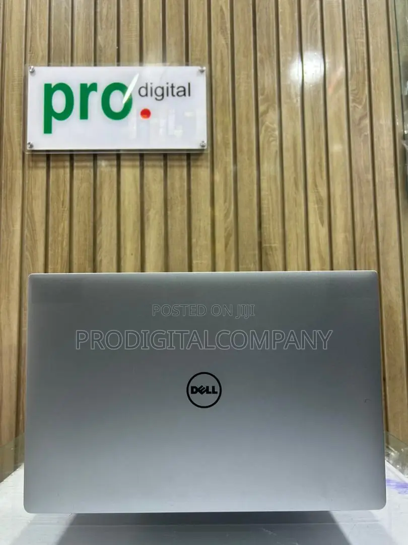 Laptop Dell Precision 15 5520 16GB Intel Core i7 SSD 256GB