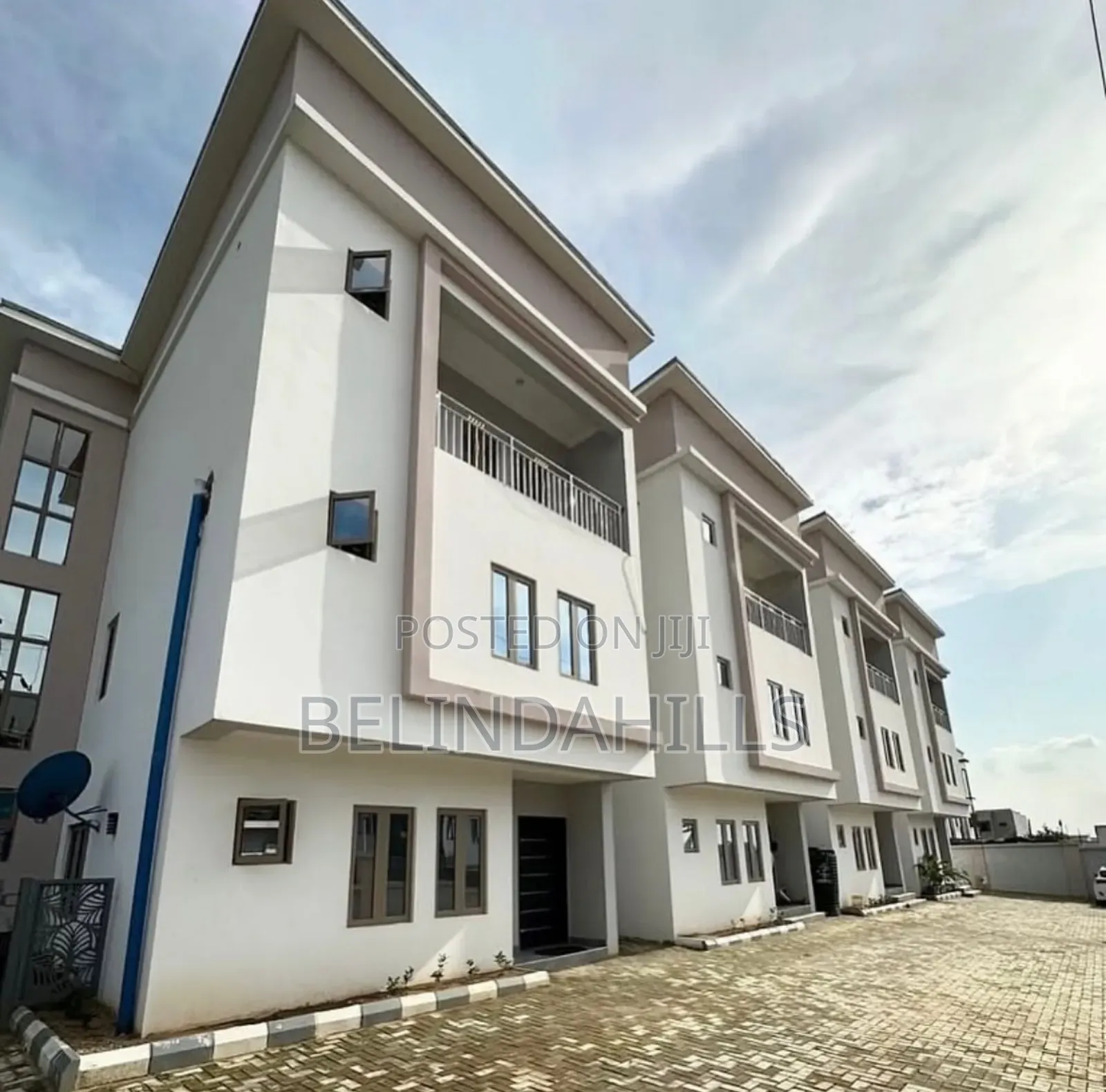 4bdrm Townhouse/Terrace in Katampe (Main) for sale