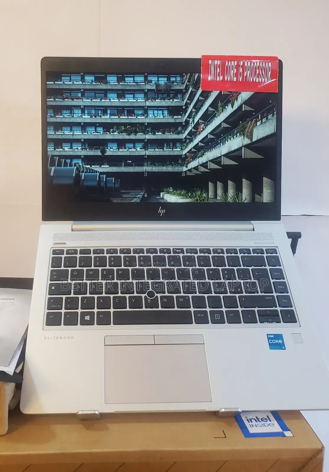 New Laptop HP ProBook 470 8GB Intel Core i5 SSD 256GB