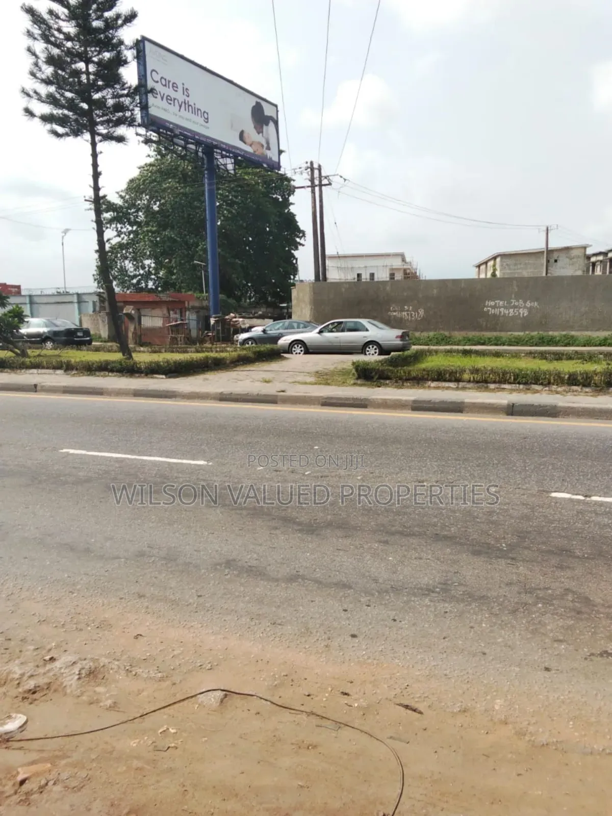 Large Office And Shop Space For Sale In Ikeja Gra