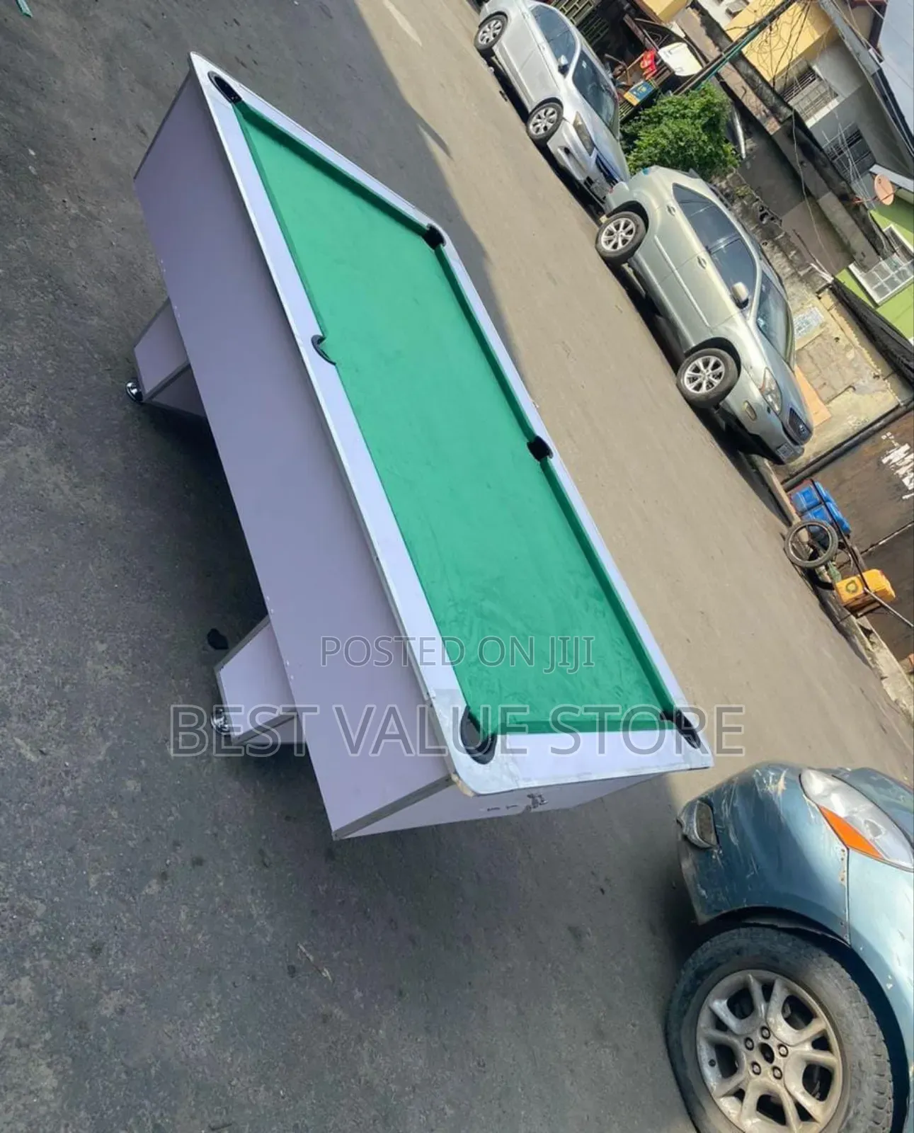 White Body Snooker Board With Complete Accessories