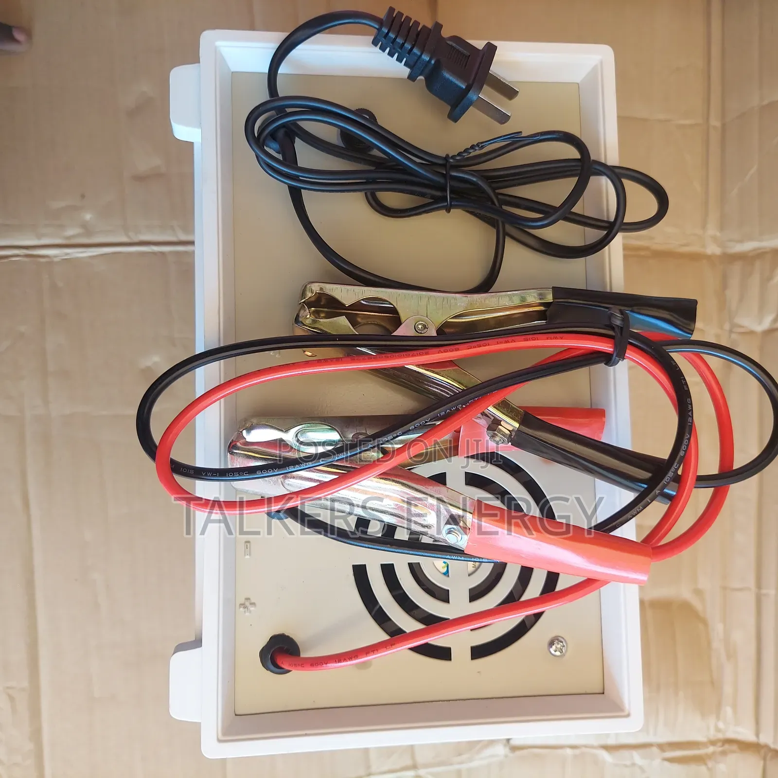 Famicare 30a Fast Battery Charger 12v/24v
