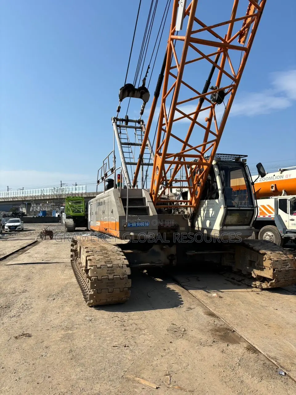 Fairly Used XCMG 500 Tons Crawler Crane Available for Purchase - Lagos