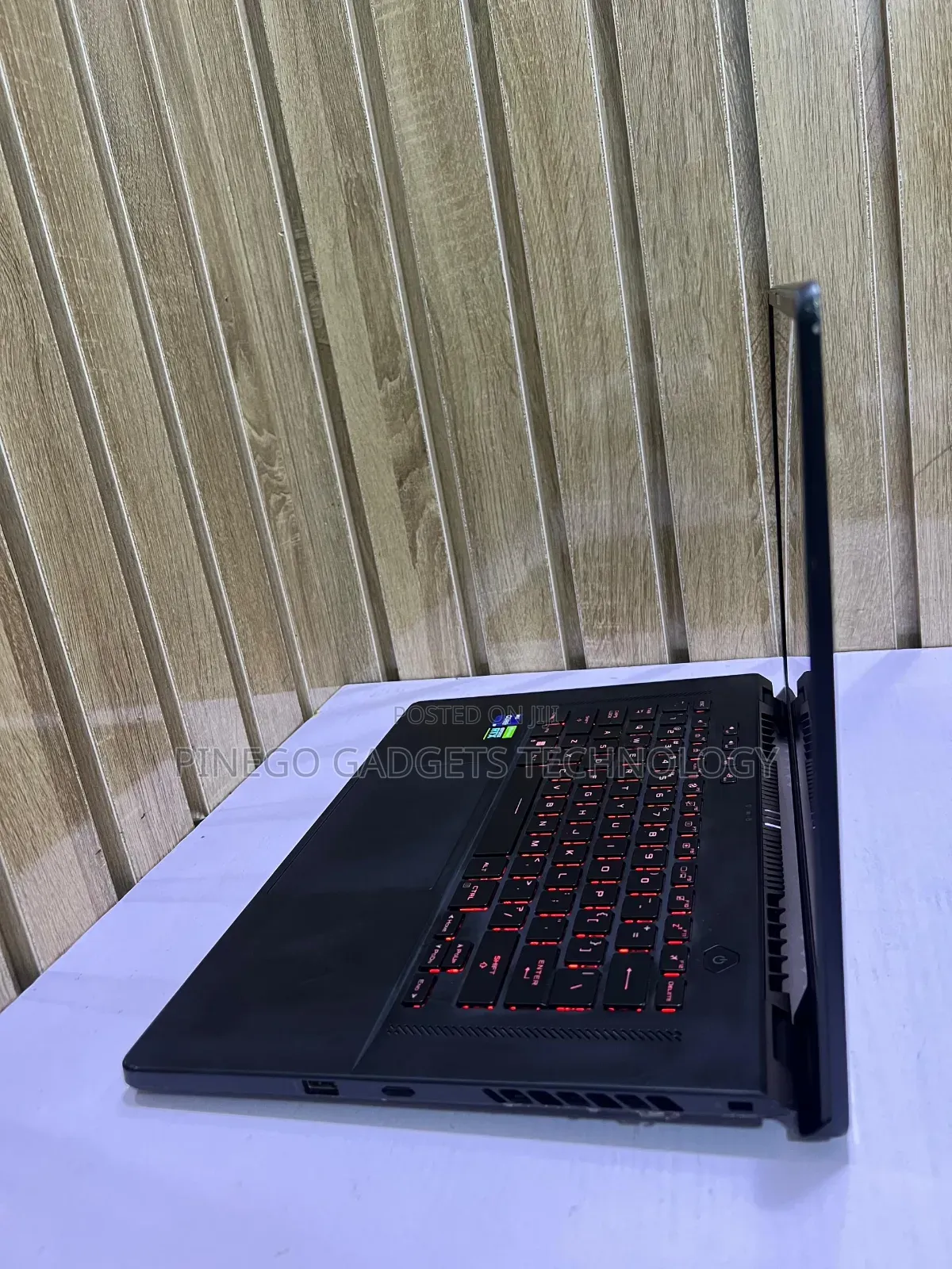 Laptop Asus ROG Zephyrus M16 GU603HR 16GB Intel Core I9 SSD 1T