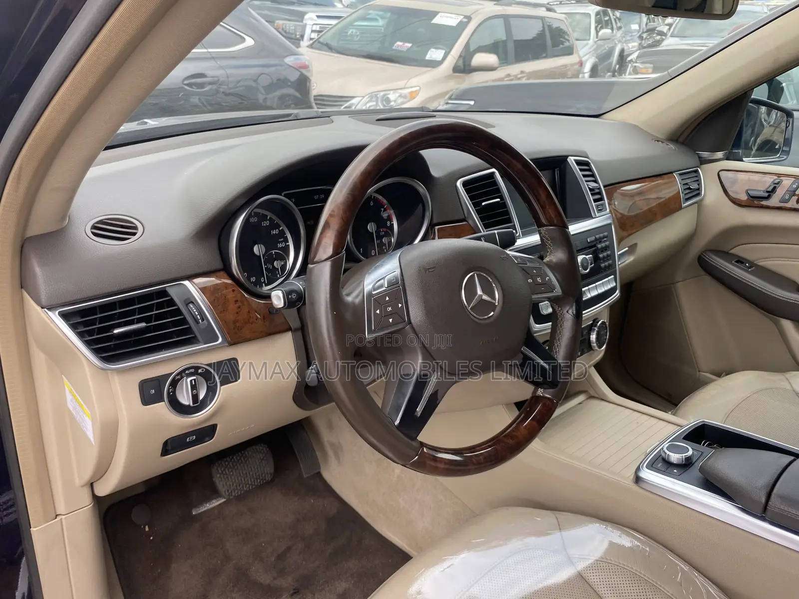 Mercedes-Benz M Class ML350 4MATIC 4dr SUV AWD (3.5L 6cyl 7A) 2015 Blue