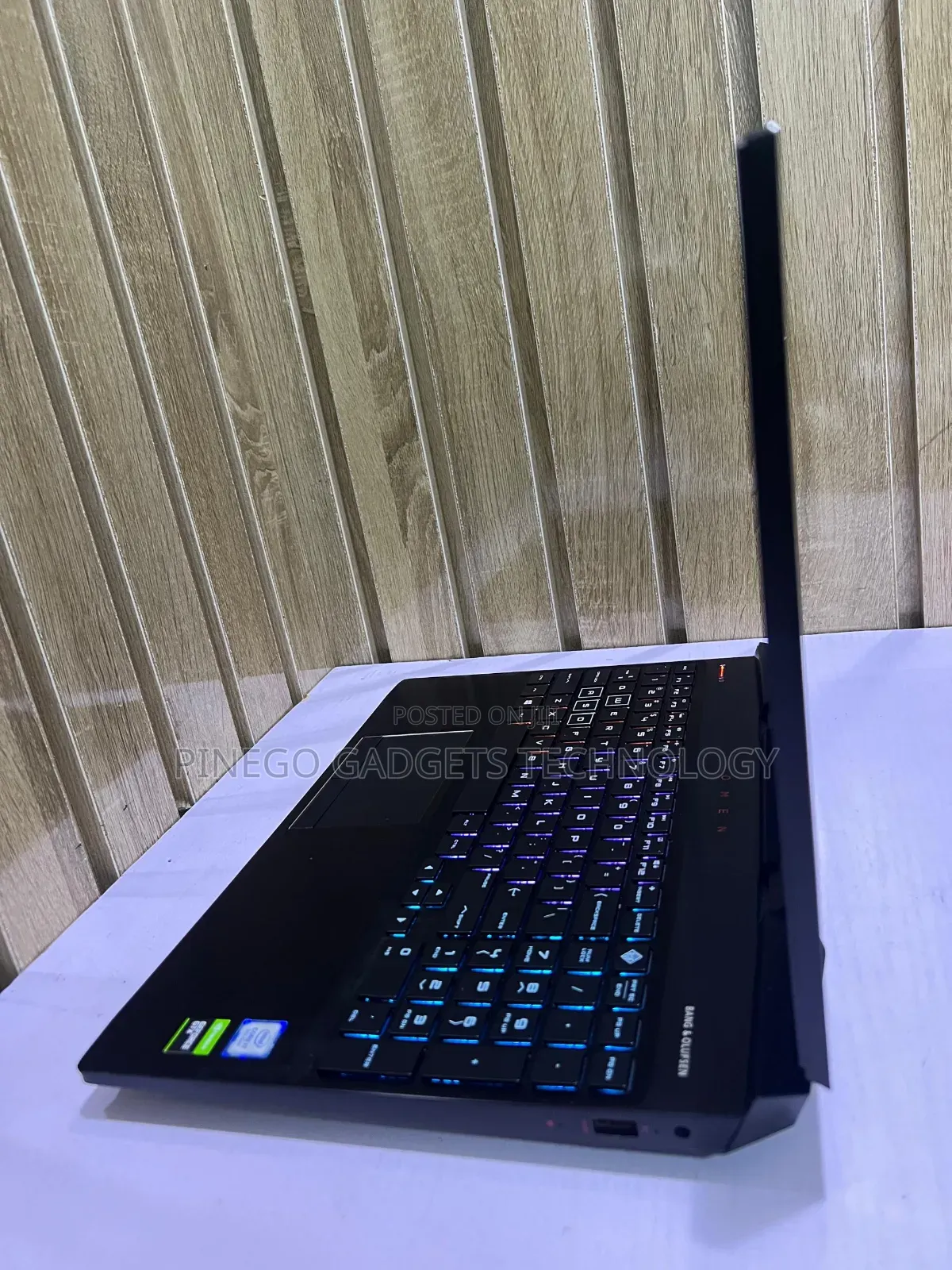 Laptop HP Omen 15 16GB Intel Core i7 HDD+SSD 1T