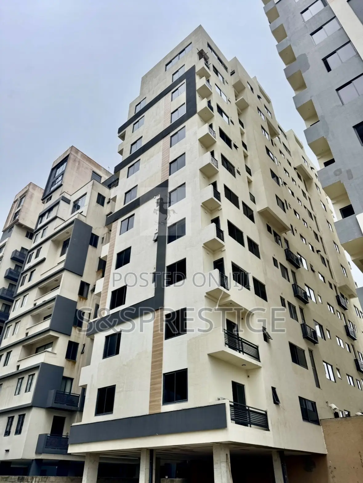 2bdrm Apartment in Victoria Island for sale