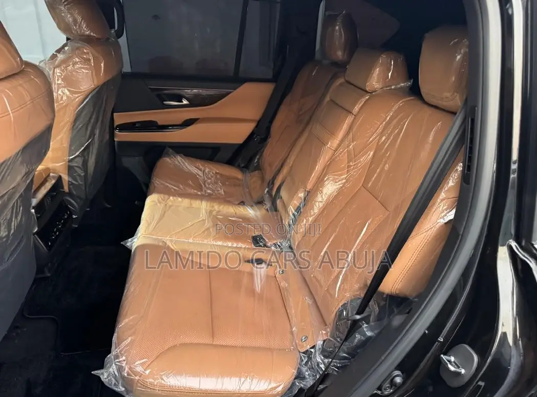 Lexus LX LX 600 2024 Black