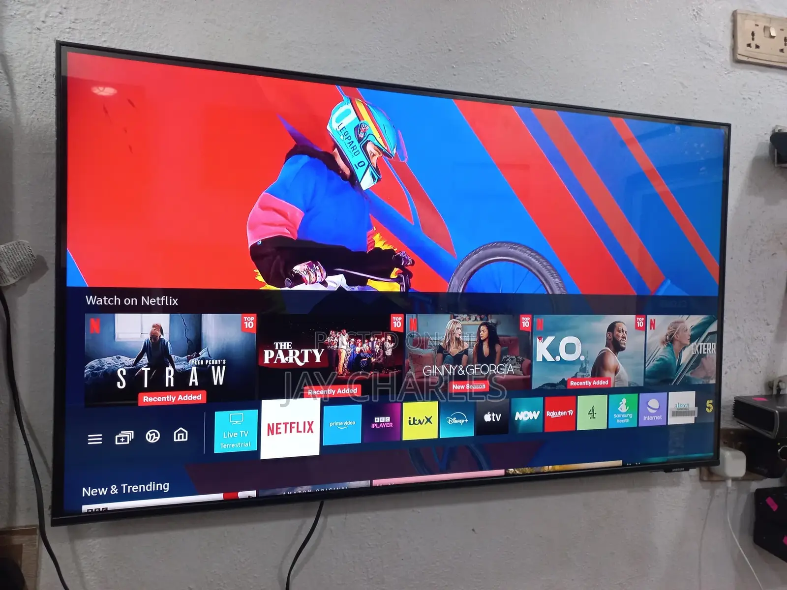 Qled Samsung Tv 43”