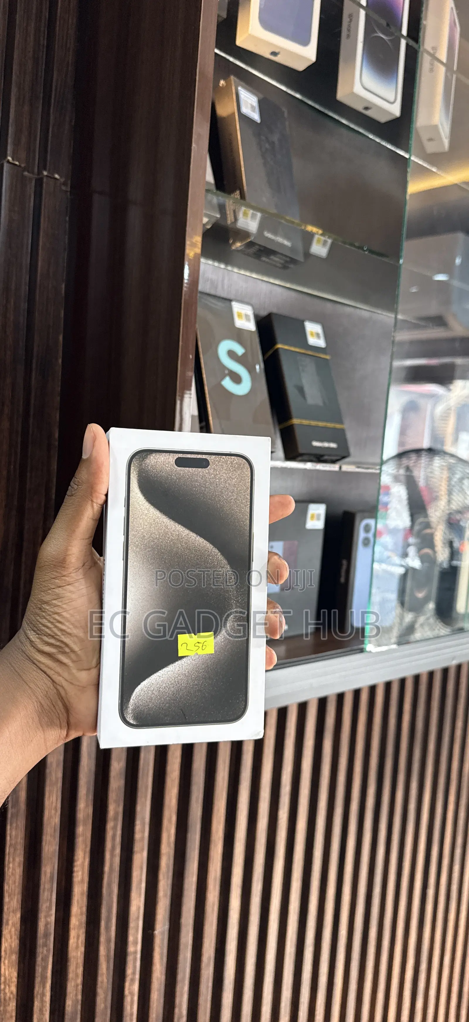New Apple iPhone 15 Pro Max 256 GB Bronze