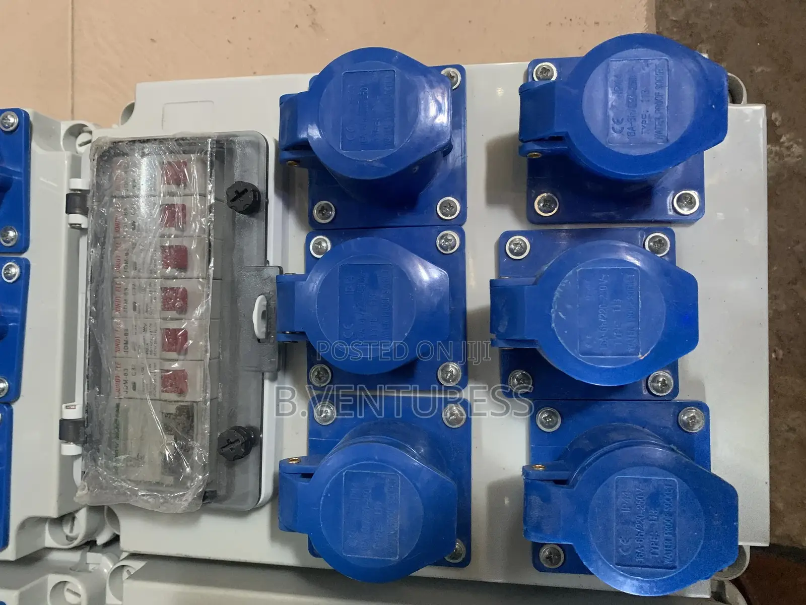 Industrial Distribution Sockets