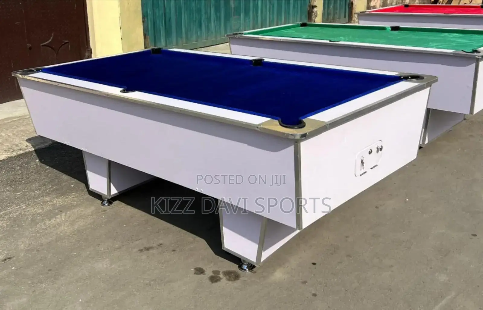 Local Snooker With Accessories
