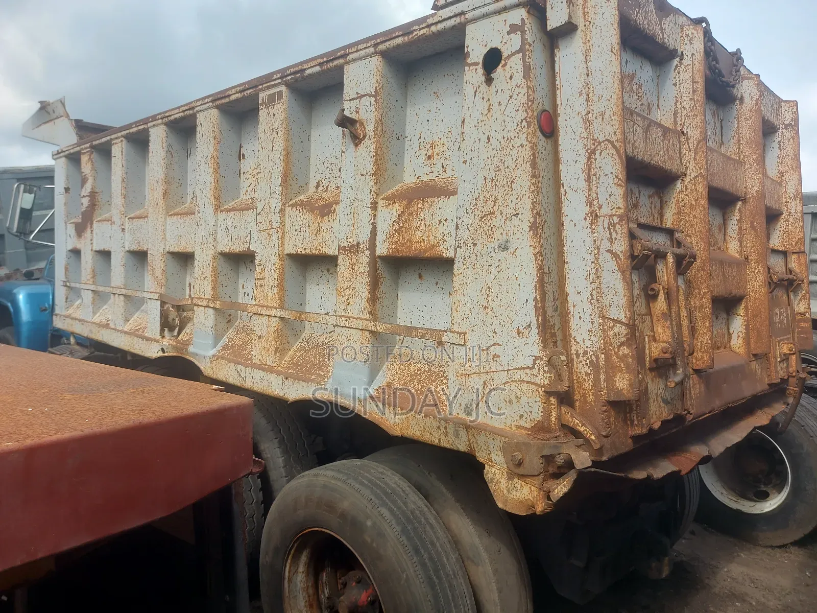 Company Used 30tons Mack Ten Tyres Dump Truck Big Axle Superb Engine
