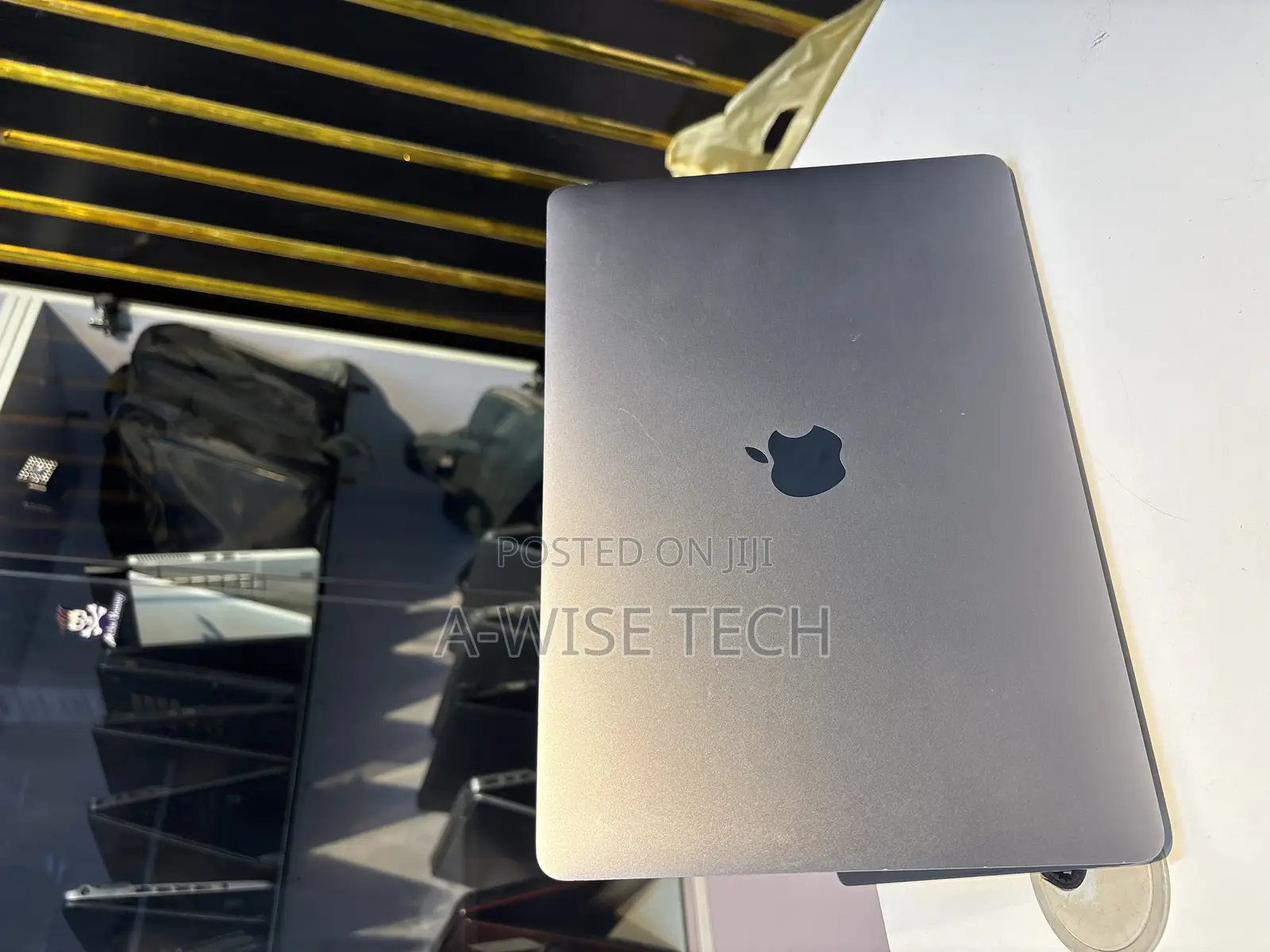 Laptop Apple MacBook Pro 2017 16GB Intel Core i5 SSD 256GB
