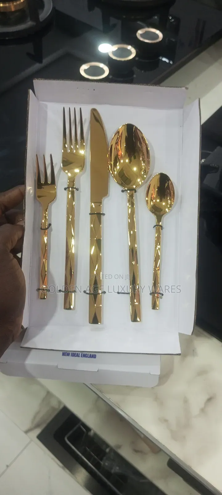 Gold Color 5 Piece Set of Cutlery