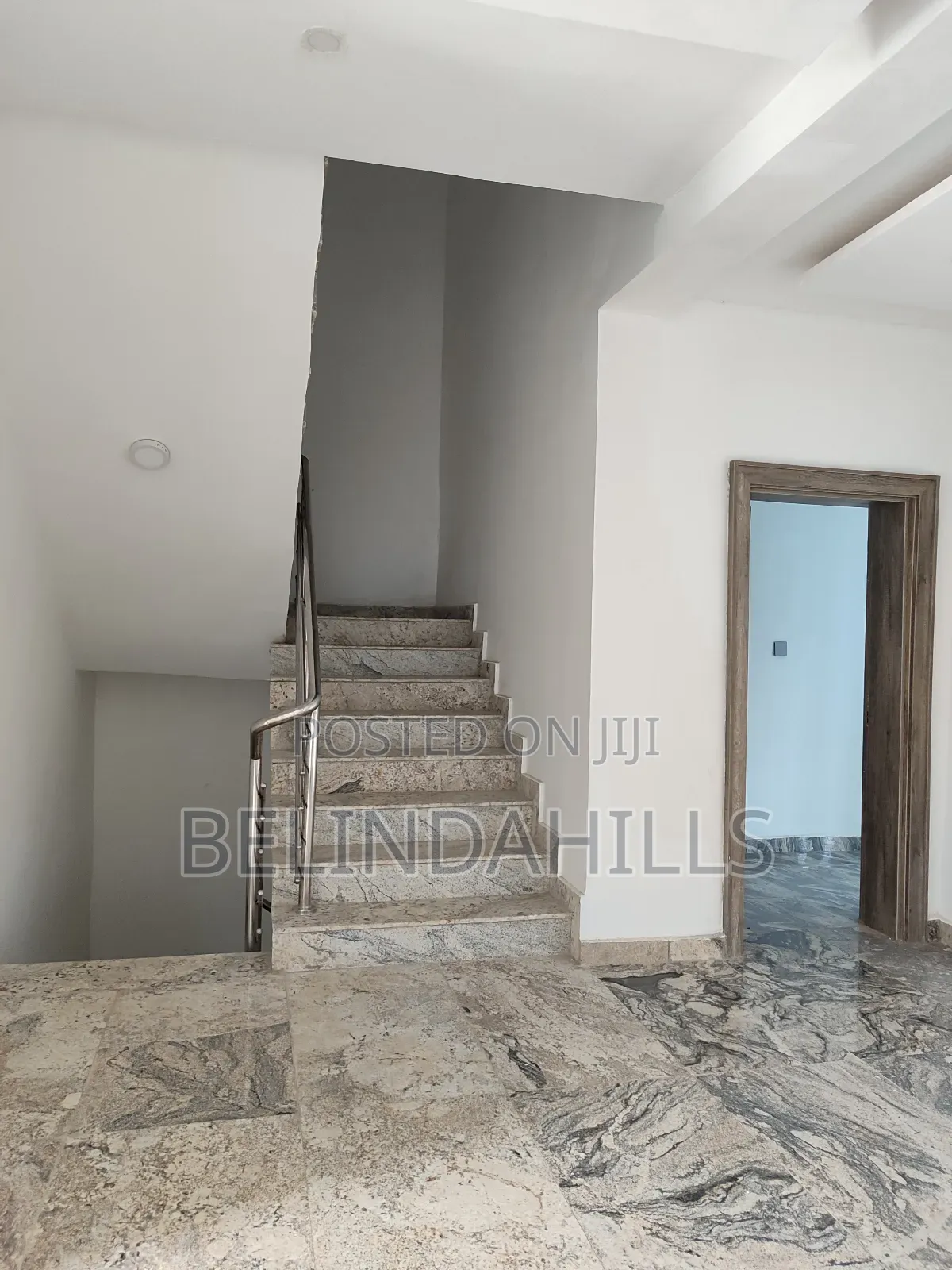 4bdrm Townhouse/Terrace in Guzape District for sale