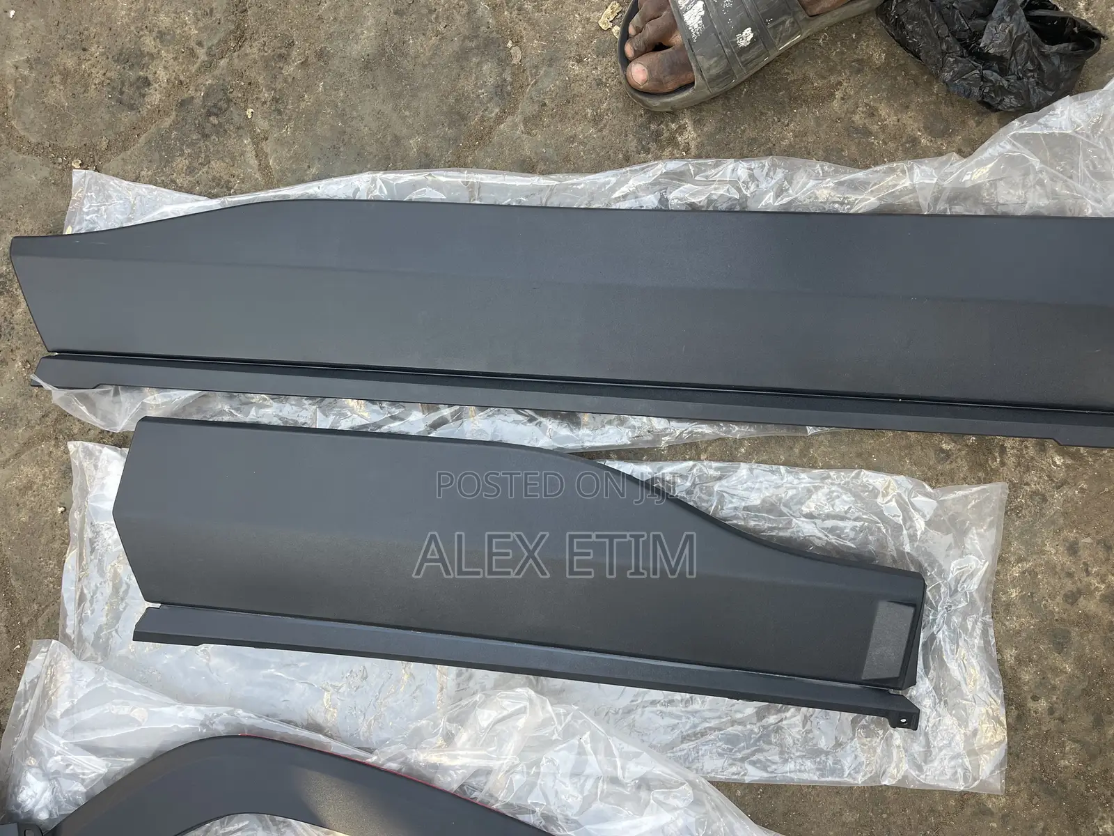 Door Chrome Rav4 2020 Available as Seen