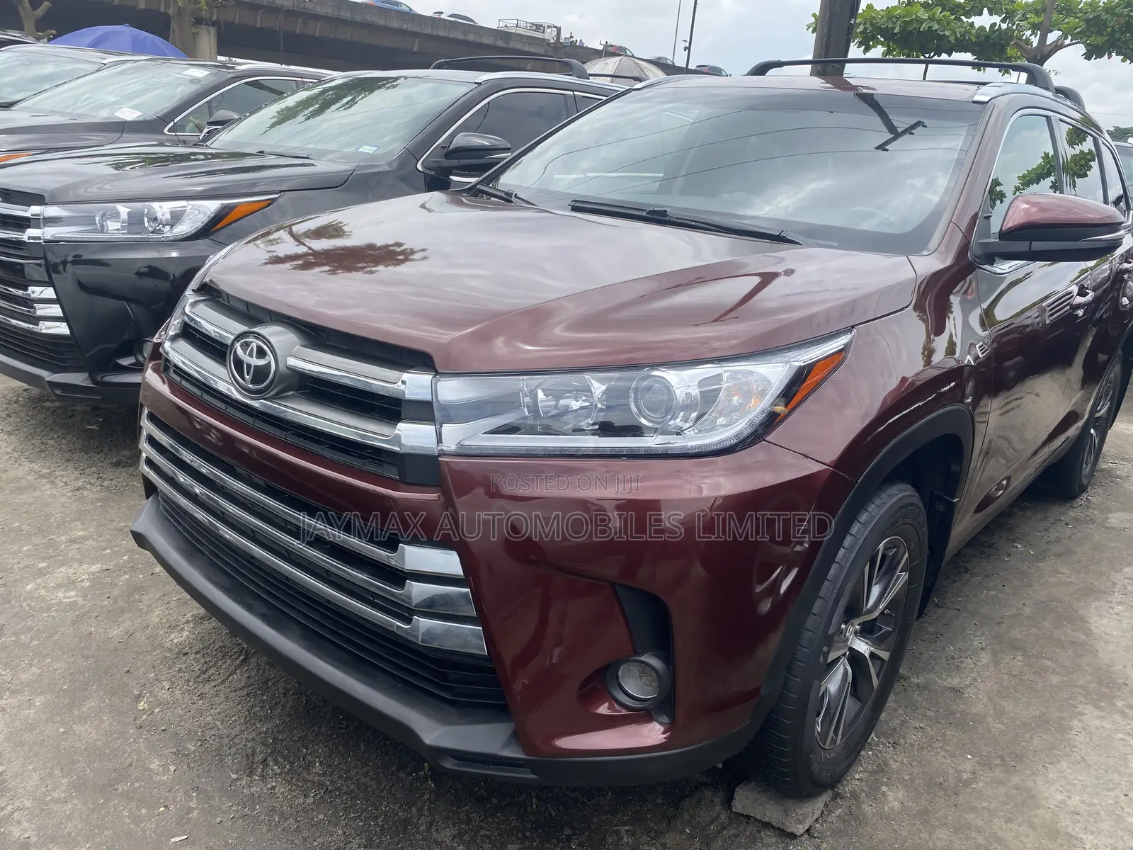 Toyota Highlander XLE V6 4x2 (3.5L 6cyl 6A) 2016 Maroon