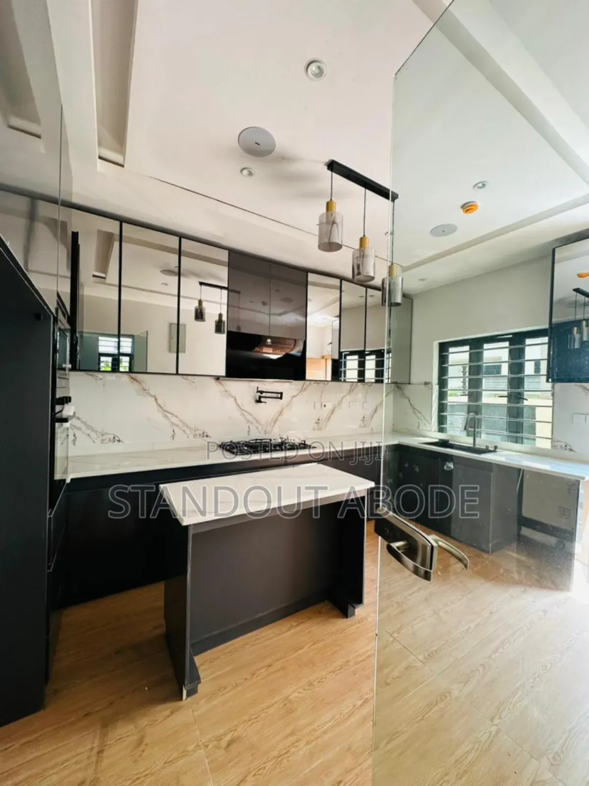 5bdrm Duplex in Inside An Estate, Omole Phase 1 for sale