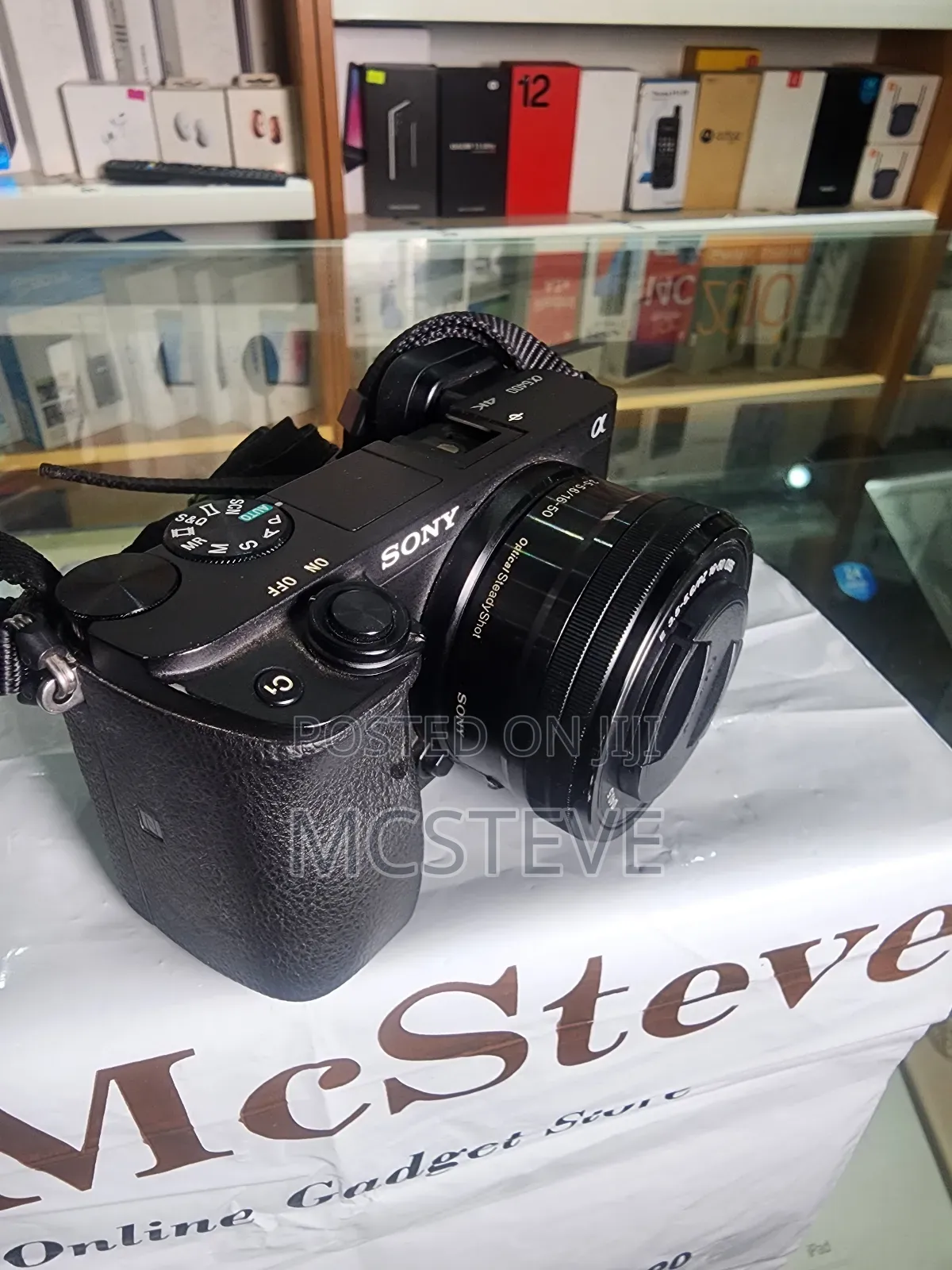 Sony A6400 Mirrorless Camera With 16-50mm E-Mount Lens