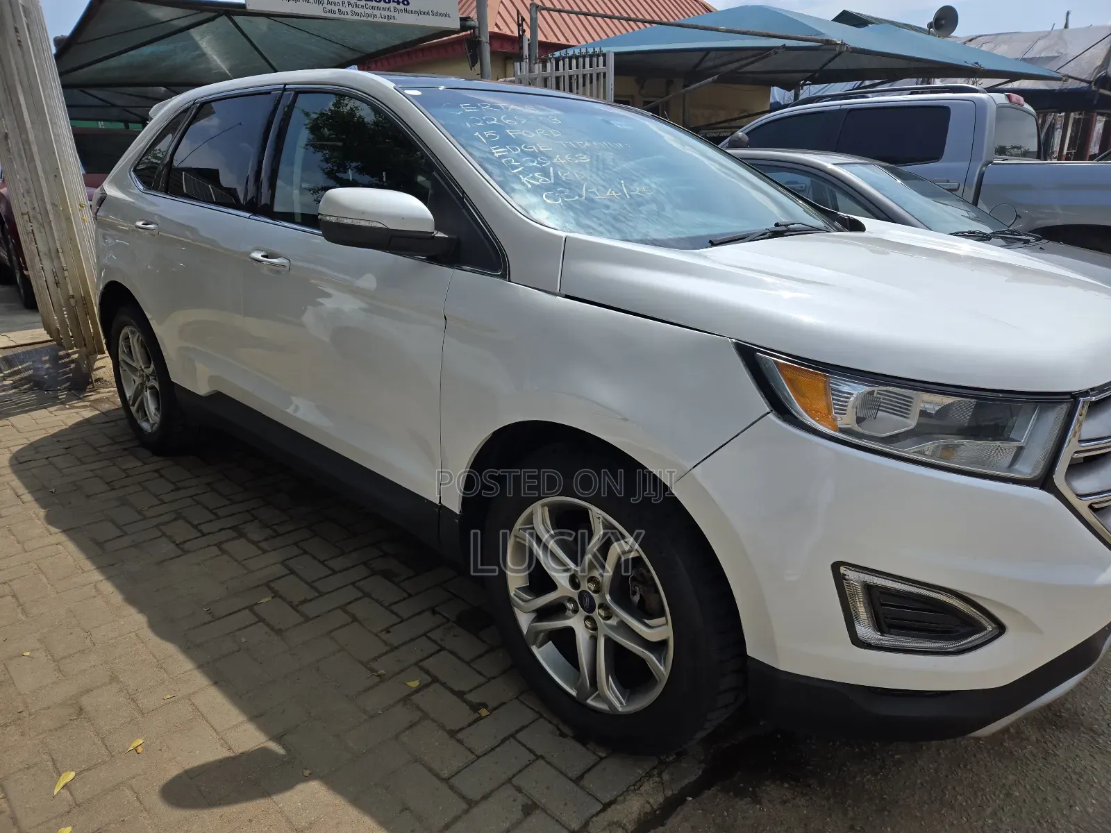 Ford Edge Titanium 4dr SUV (2.0L 4cyl Turbo 6A) 2015 White