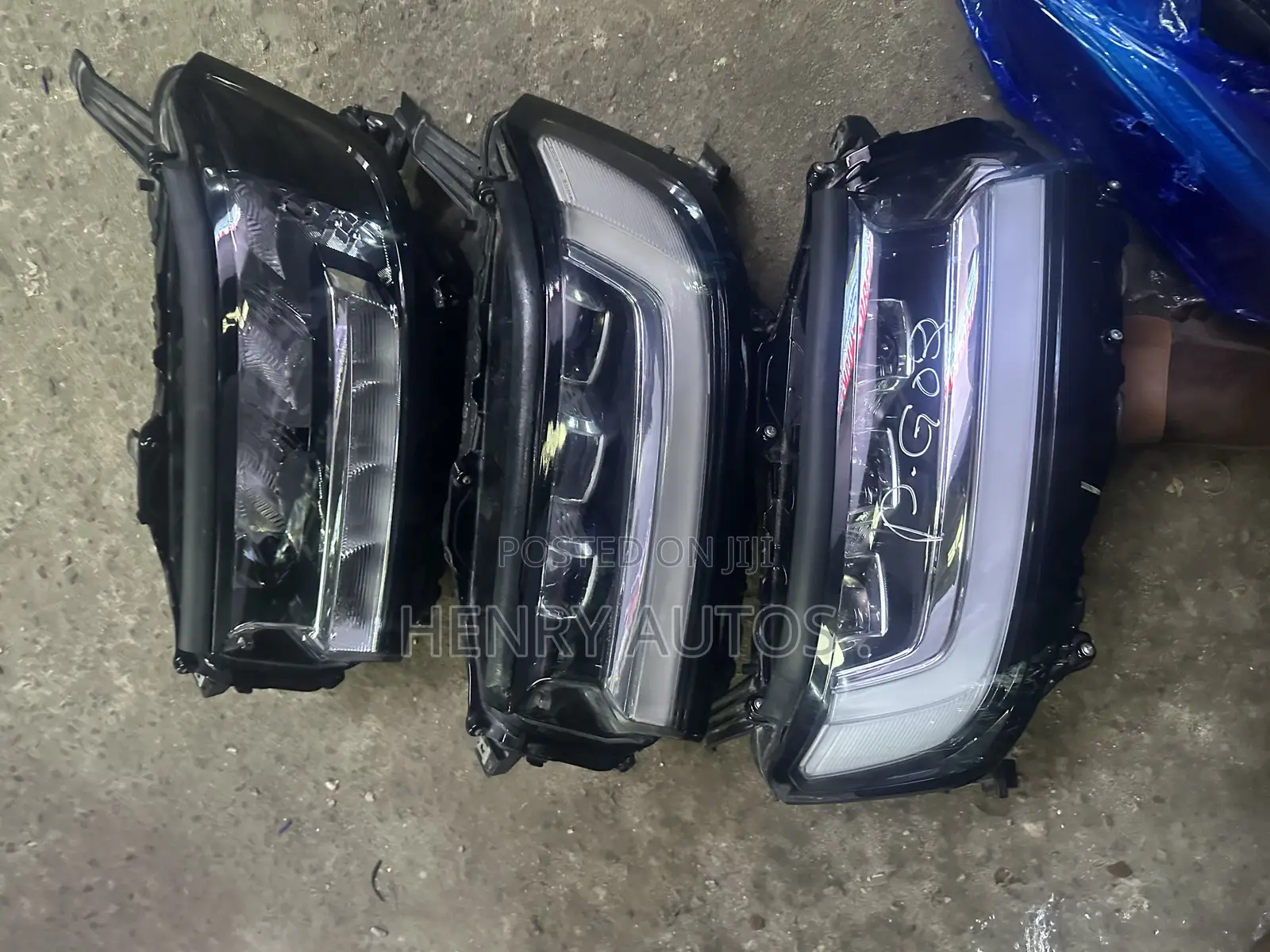 Set Headlamp Land Cruiser 2022