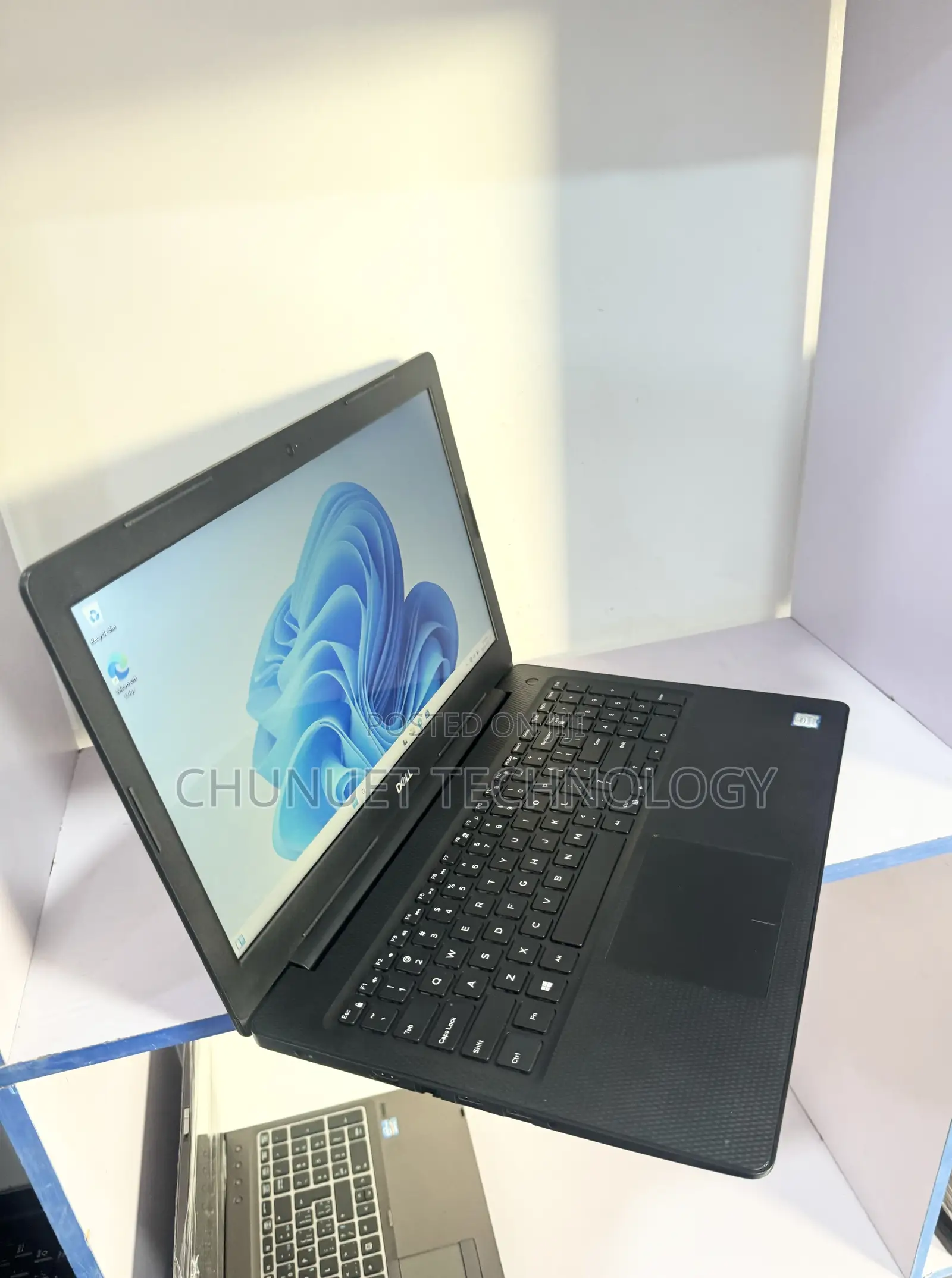 Laptop Dell Inspiron 15 3000 8GB Intel Core i3 SSD 128GB