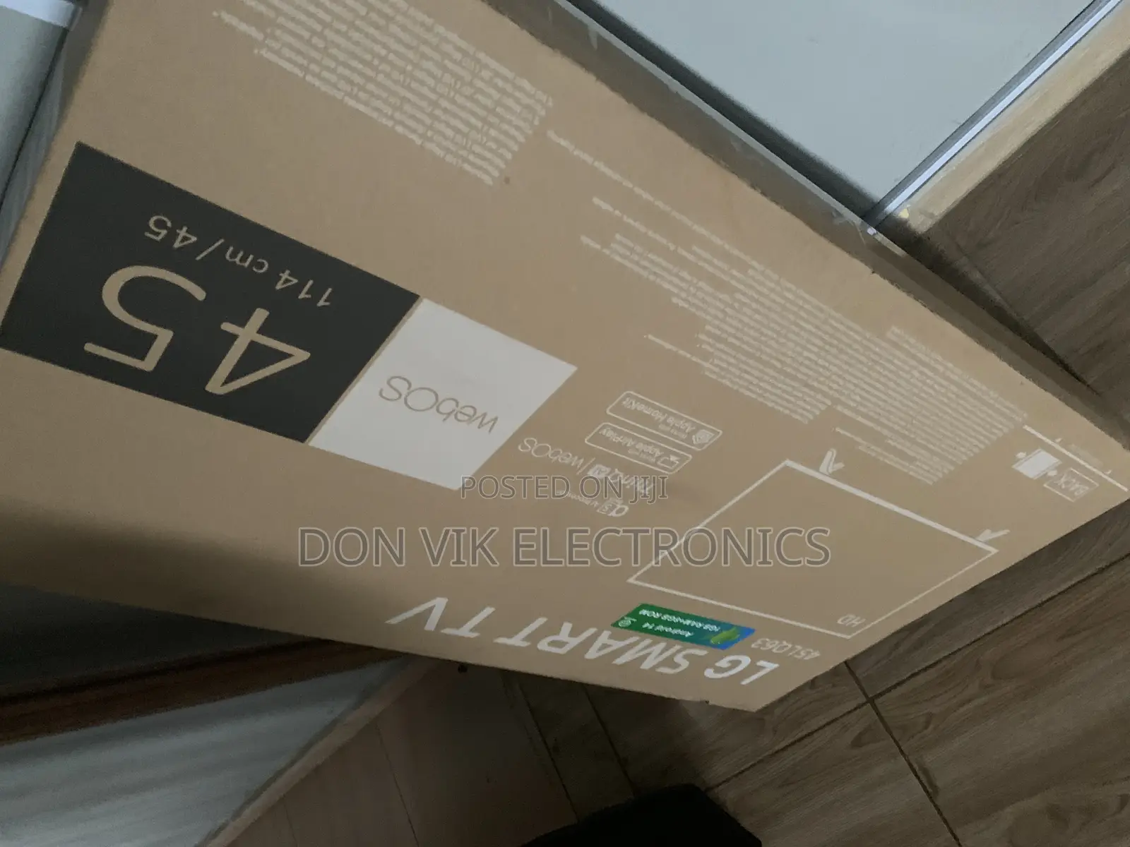 Frameless Brand New 45 Inches Smart Tv 4 Sale