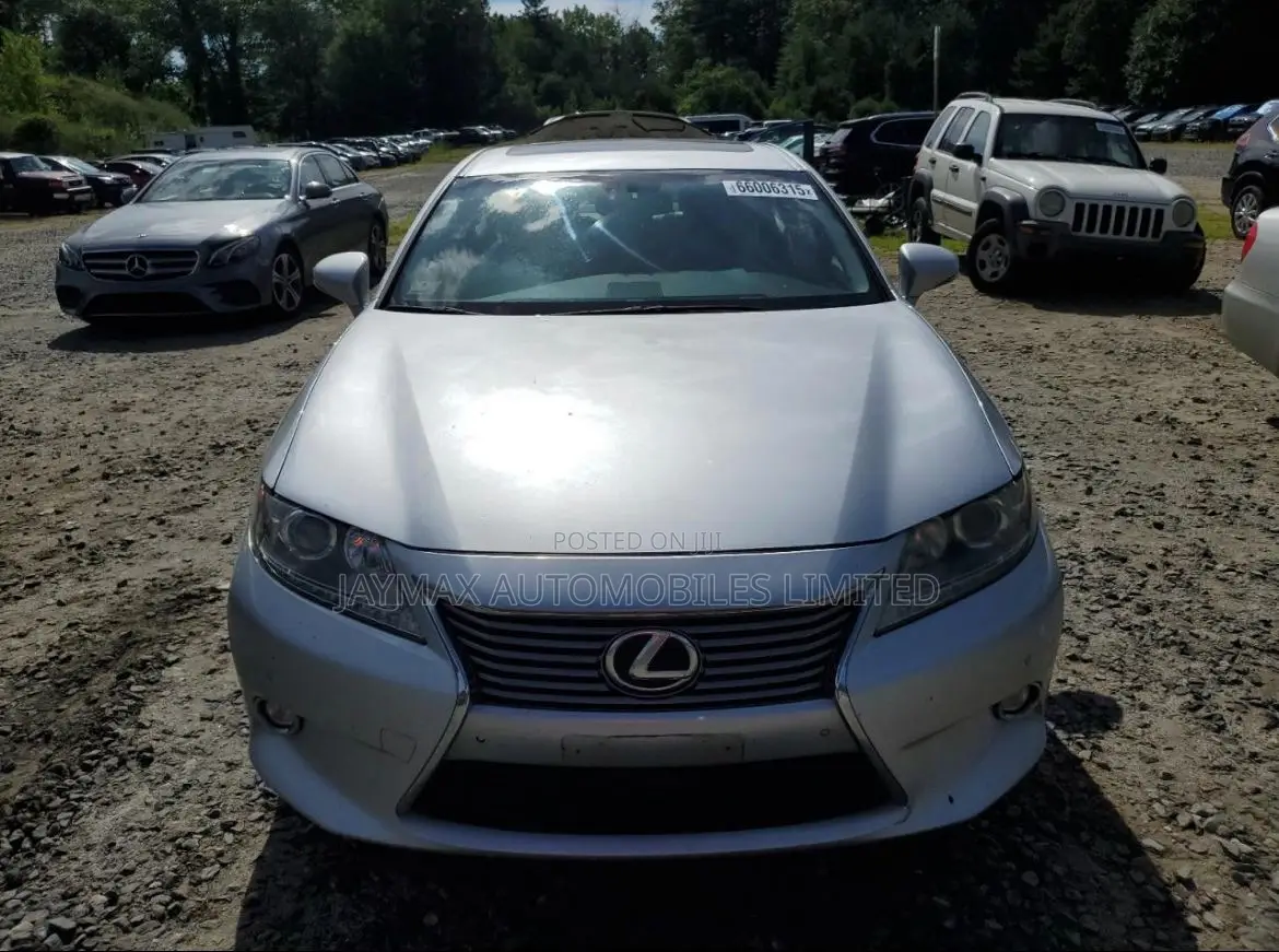 Lexus ES 350 FWD 2014 Silver