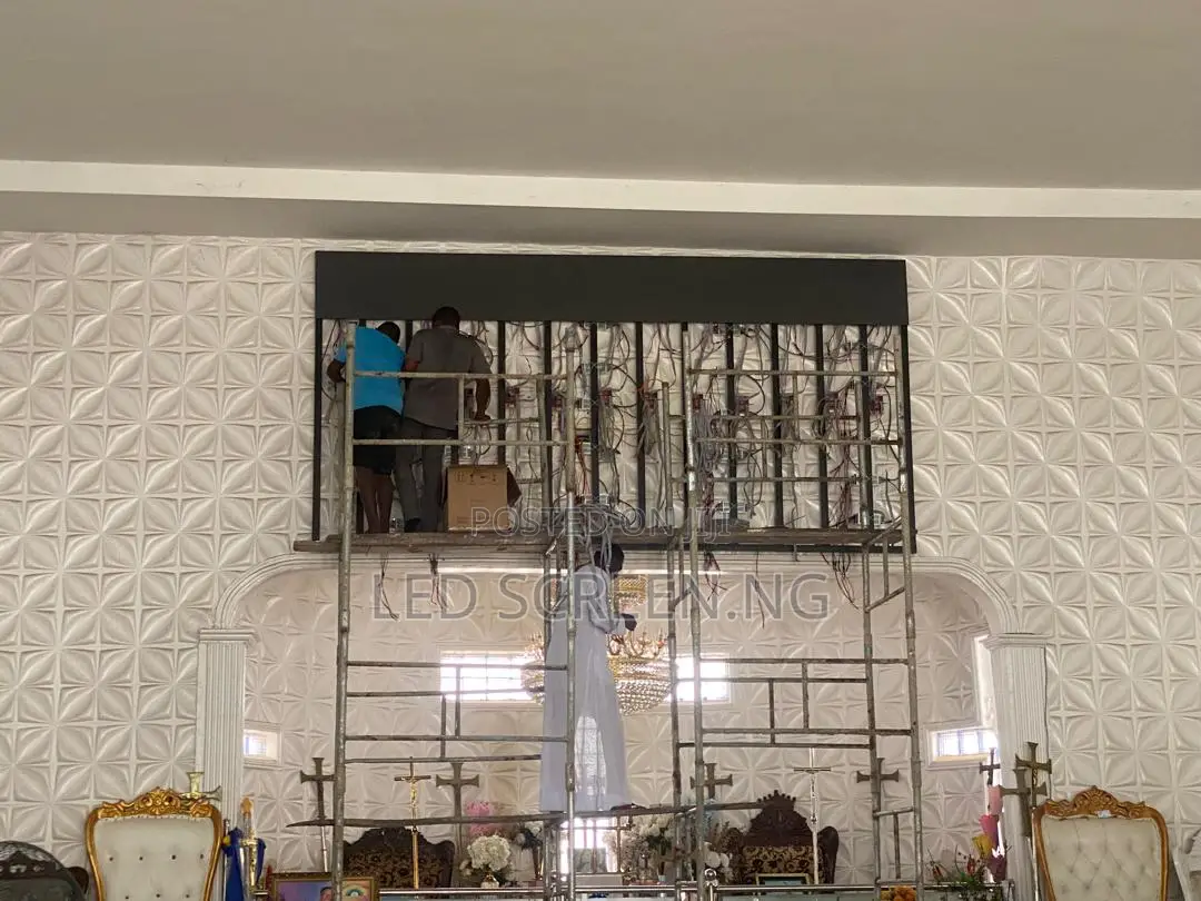 P2.5 Church Led Screens