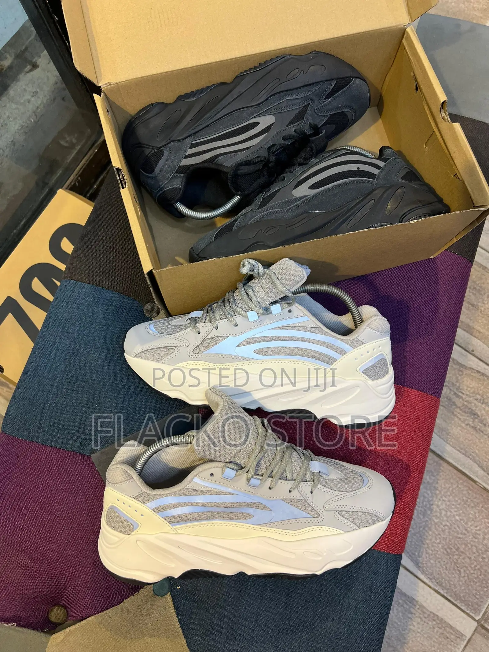 Original Yeezy Boost 700 V2 Sneakers
