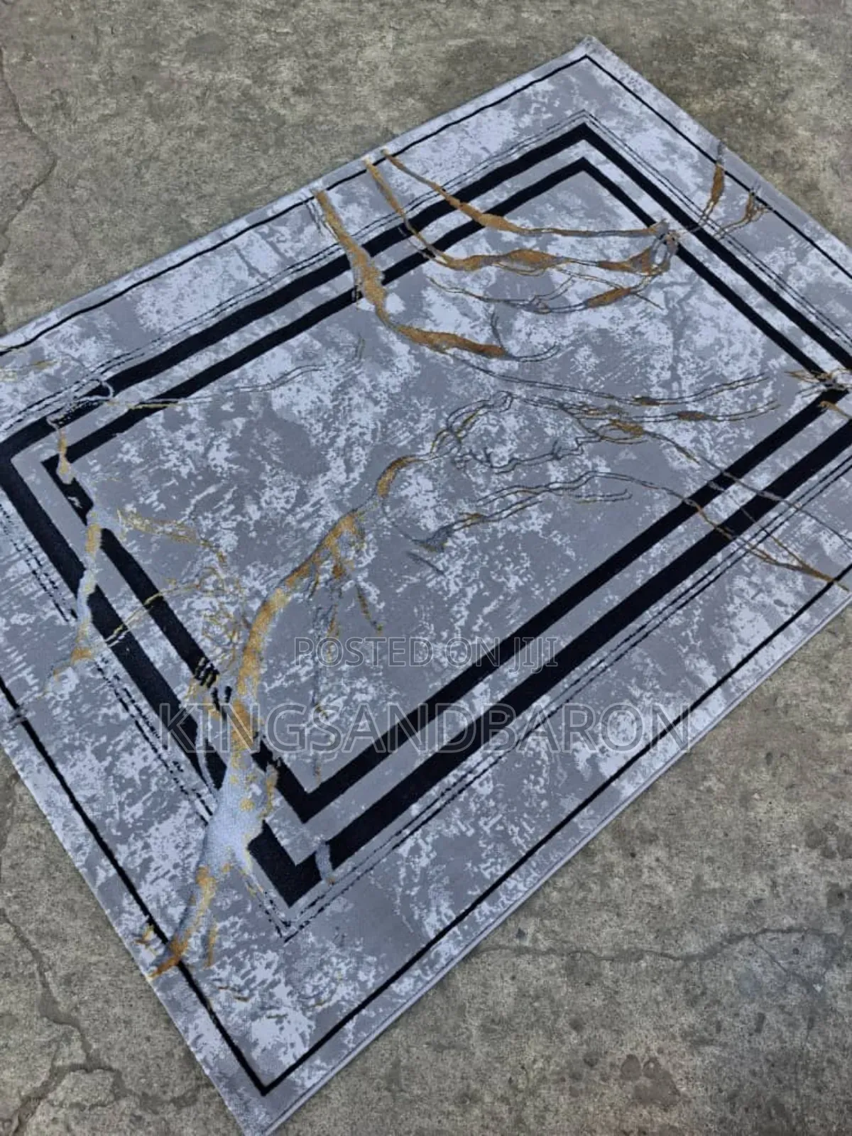 7x10fts Gray/Black/Gold Turkey Center Rug