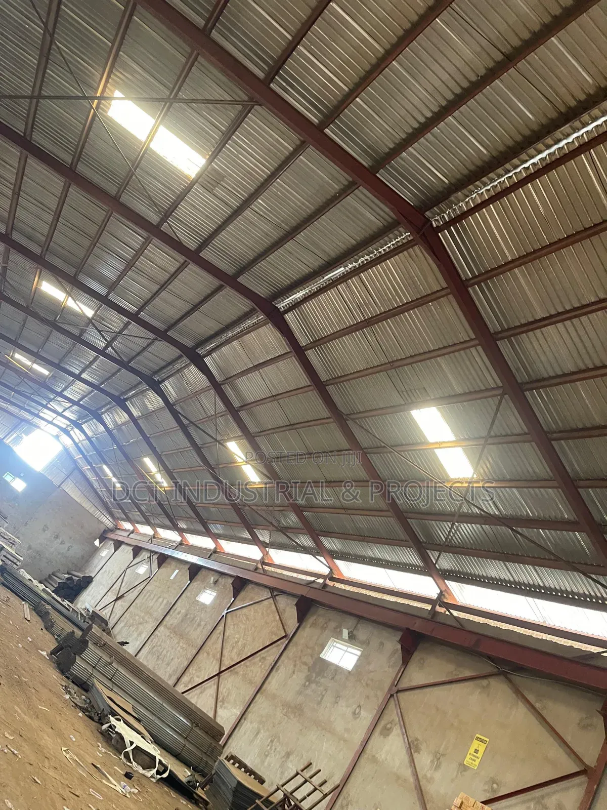 Warehouse Fabrications / Large Hall Space / Constructions
