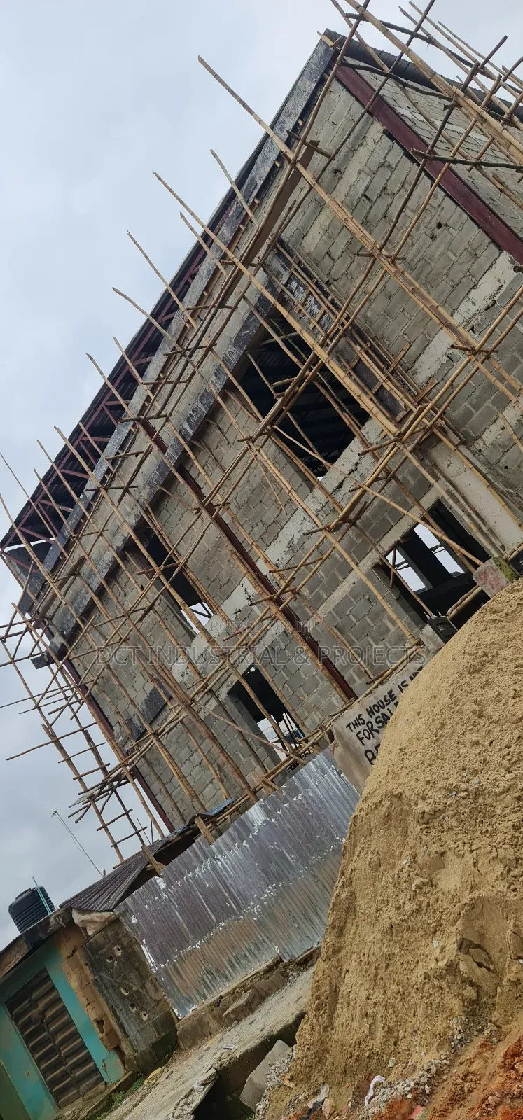 Warehouse Space Constructions / Hall Fabrications / Structural Steel
