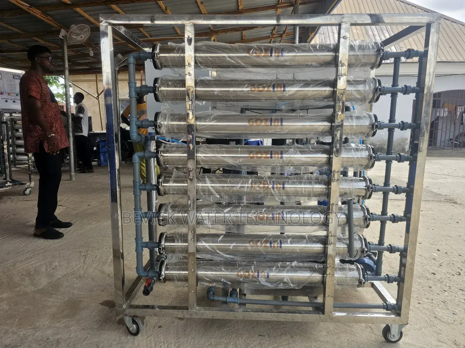 8 Membrane Reverse Osmosis (Ro) System
