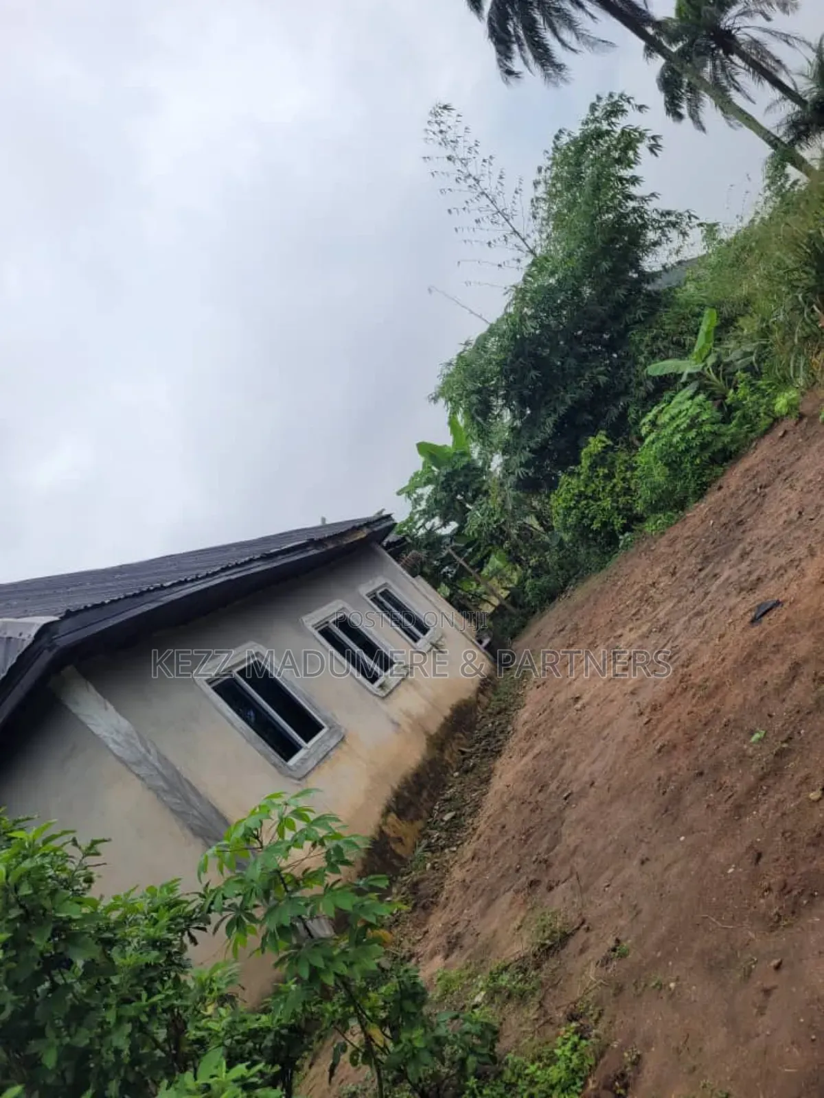 3bdrm Bungalow in Near Ezesco After for sale