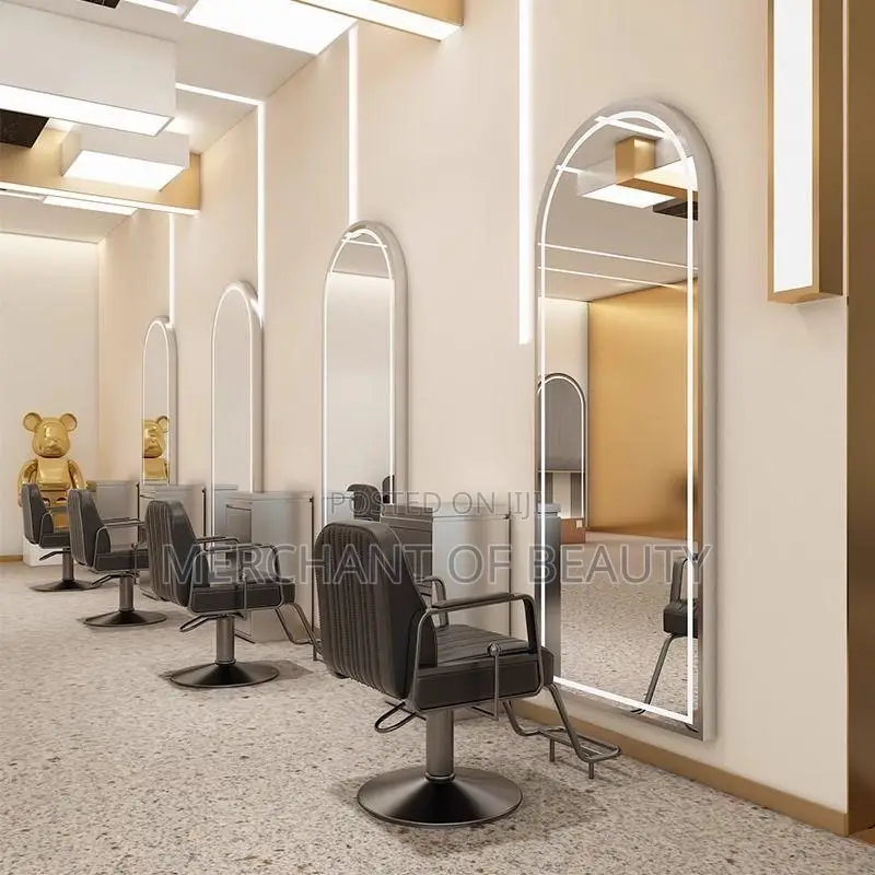 Salon Set With Mirrors