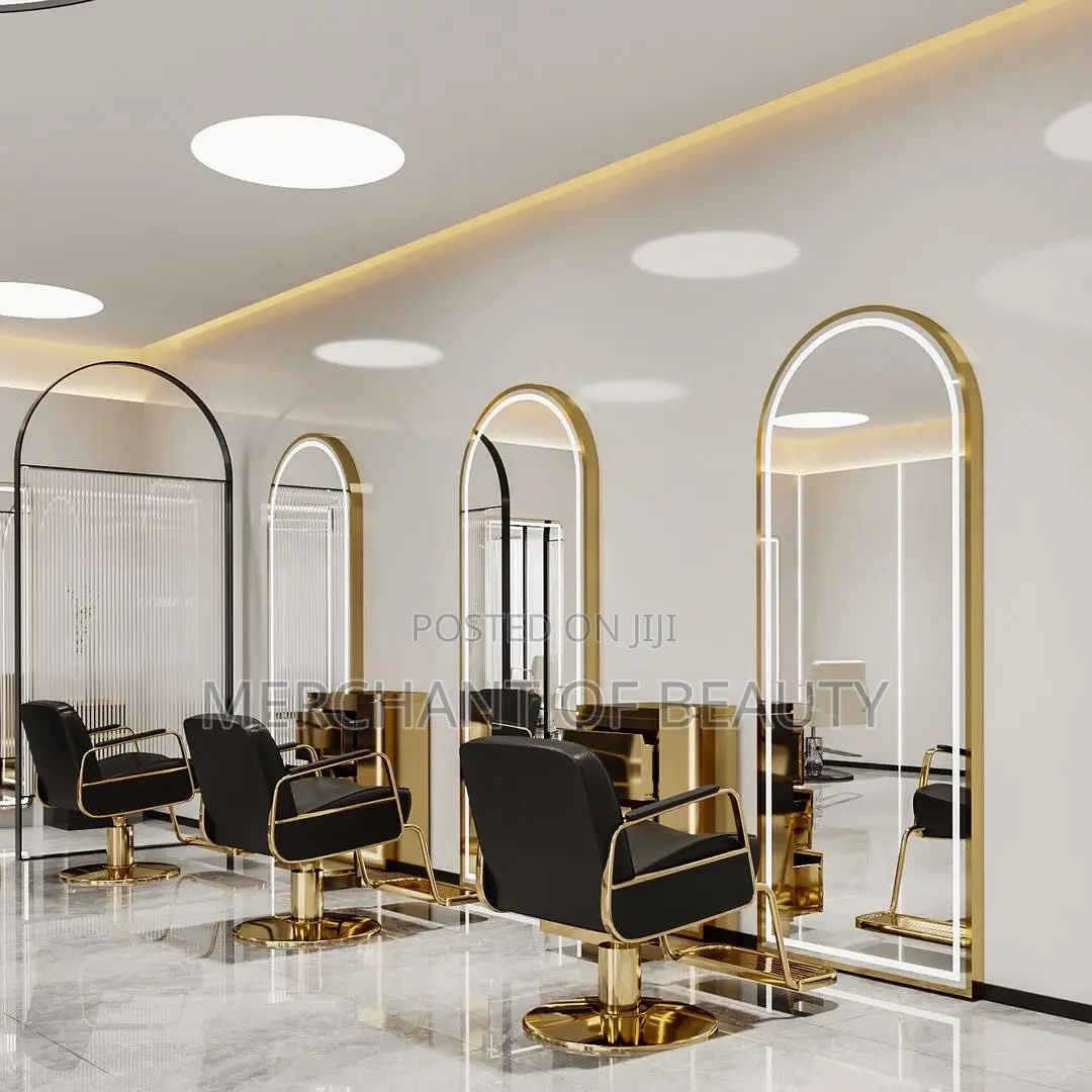 Salon Set With Mirrors