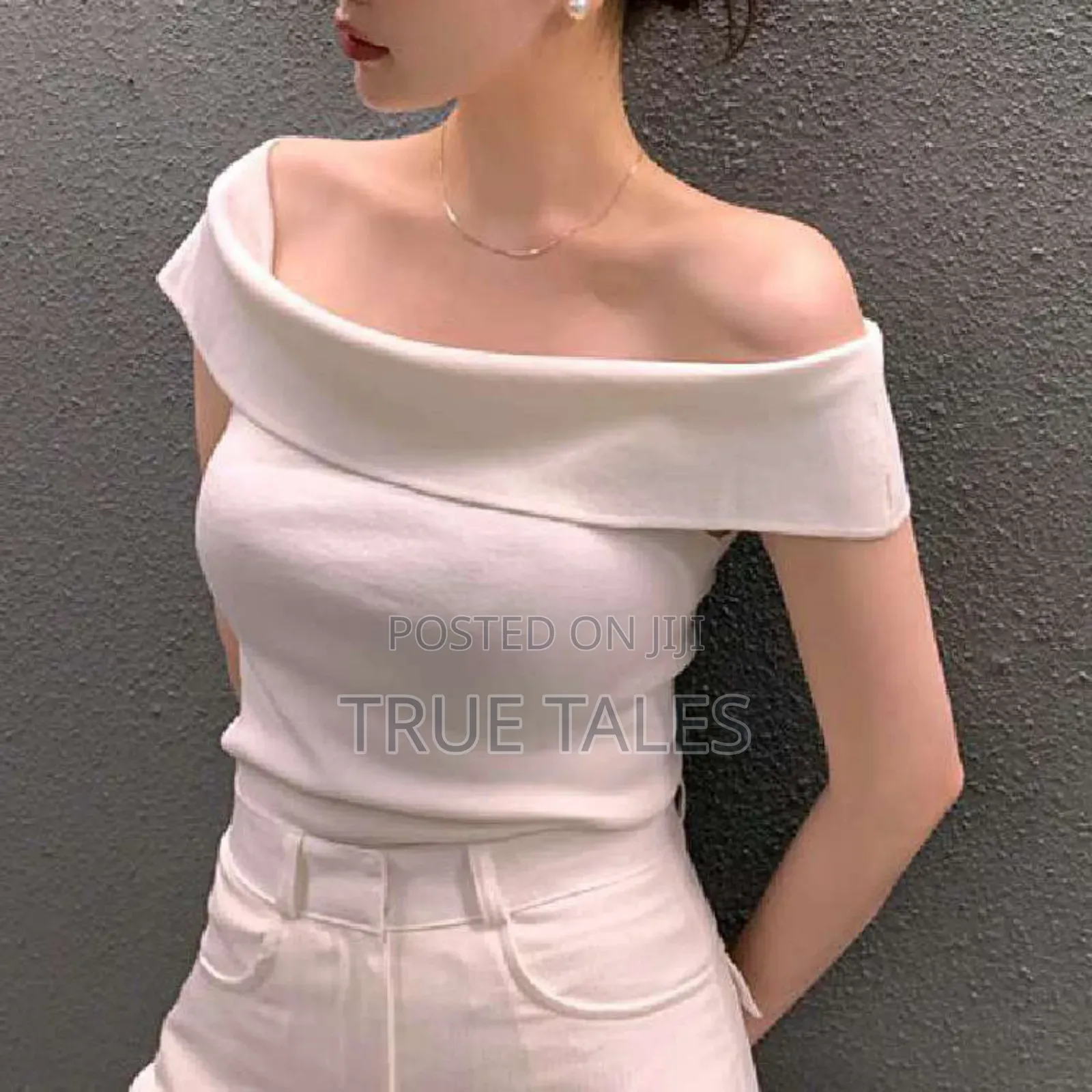 Ladies Halter Neck Stretchy Top
