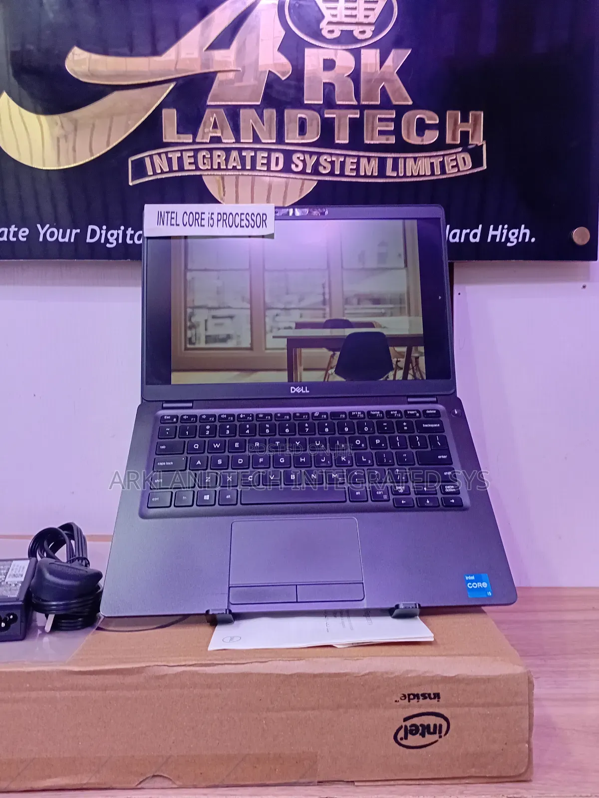New Laptop Dell Latitude 5285 12GB Intel Core I5 SSD 256GB